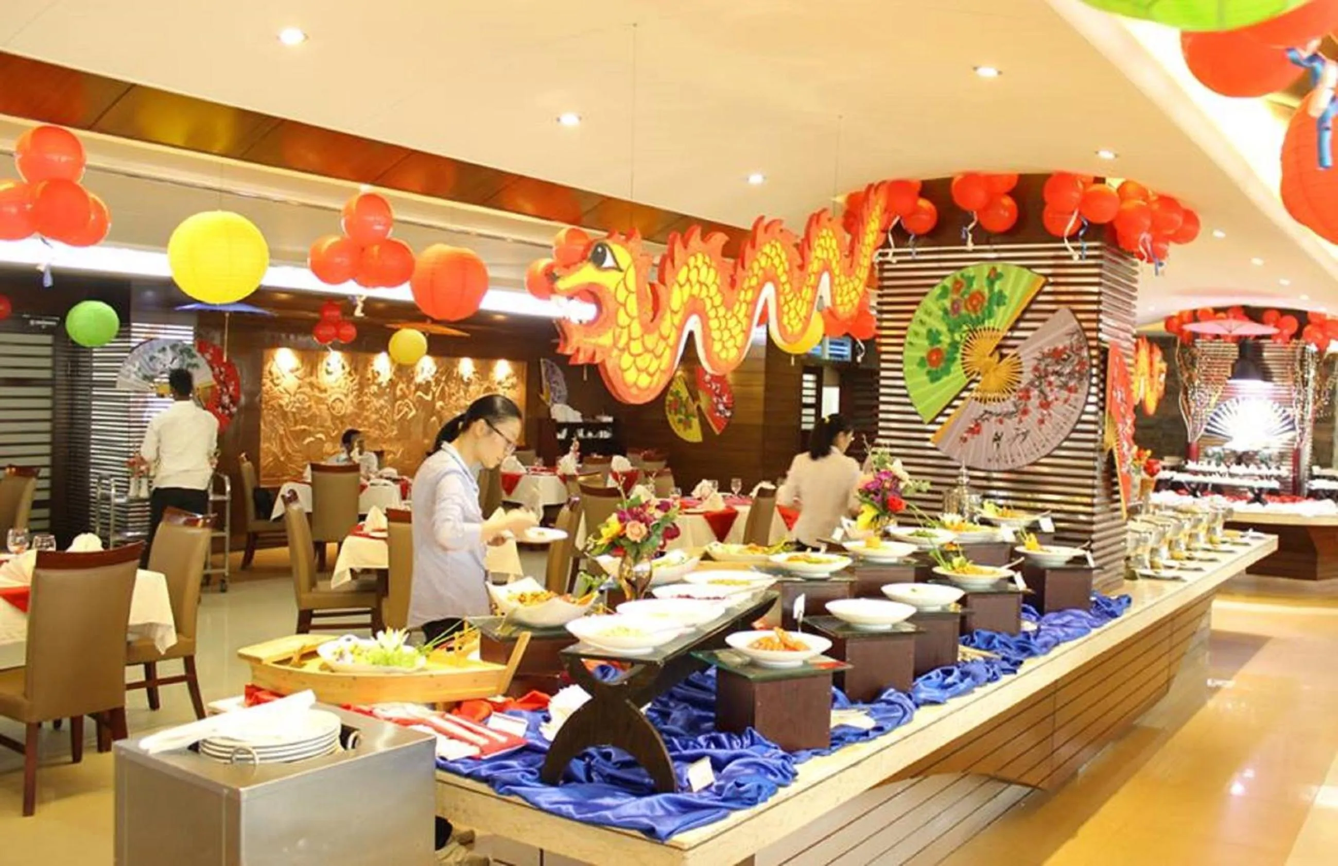 Meals in FARS Hotel & Resorts - BAR-Buffet-Pool-SPA