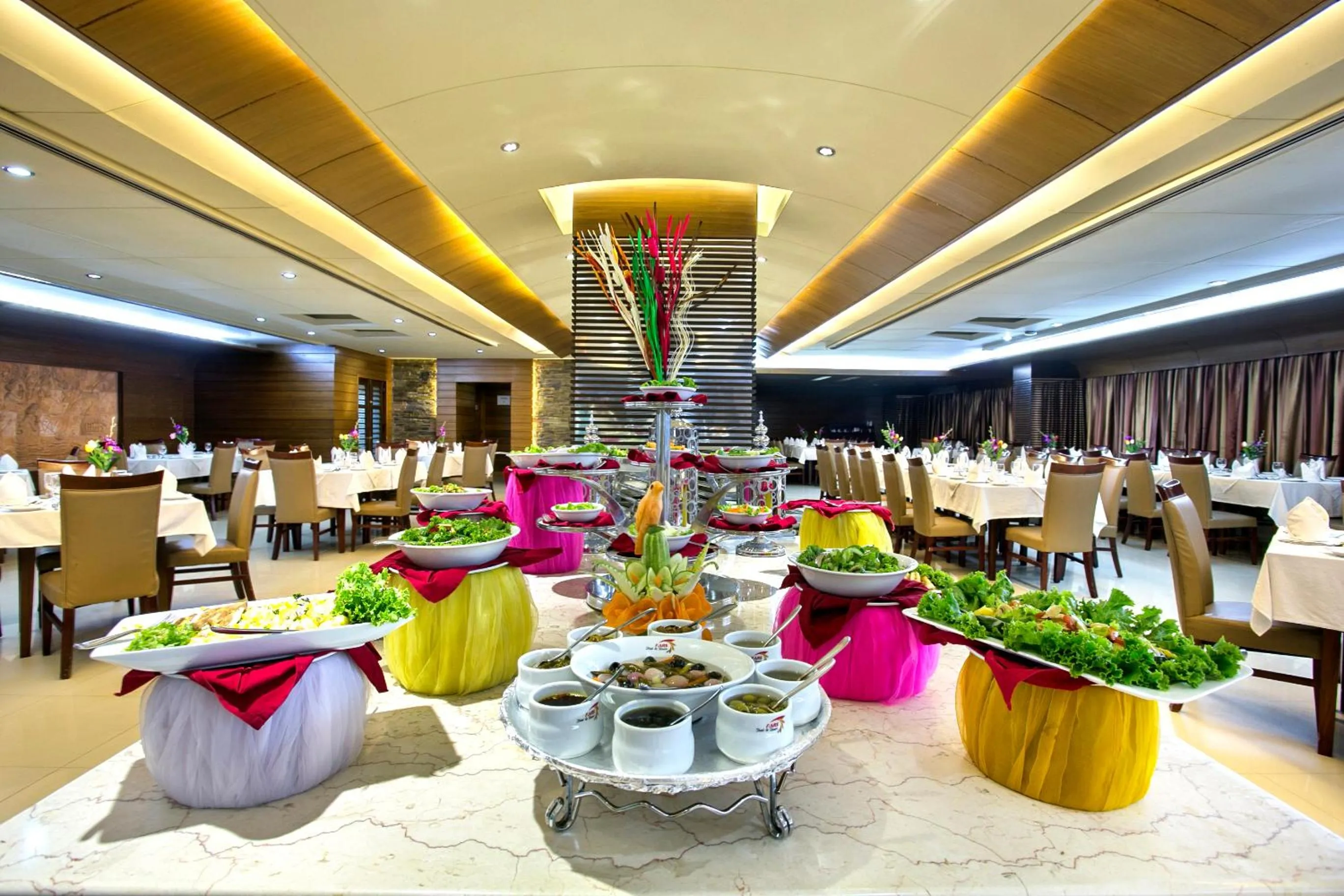 Restaurant/places to eat in FARS Hotel & Resorts - BAR-Buffet-Pool-SPA