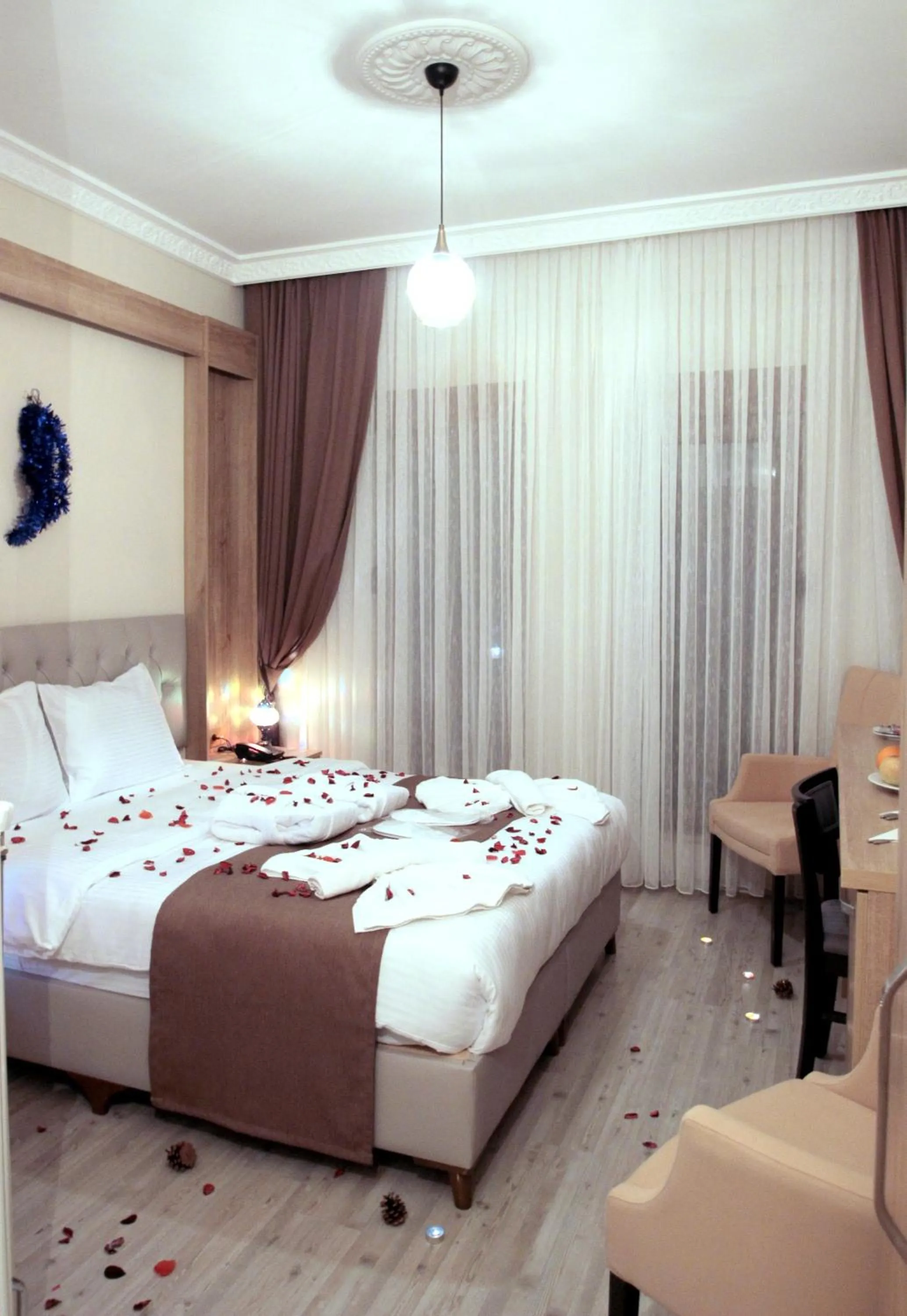 Photo of the whole room in Butterfly Butik Hotel
