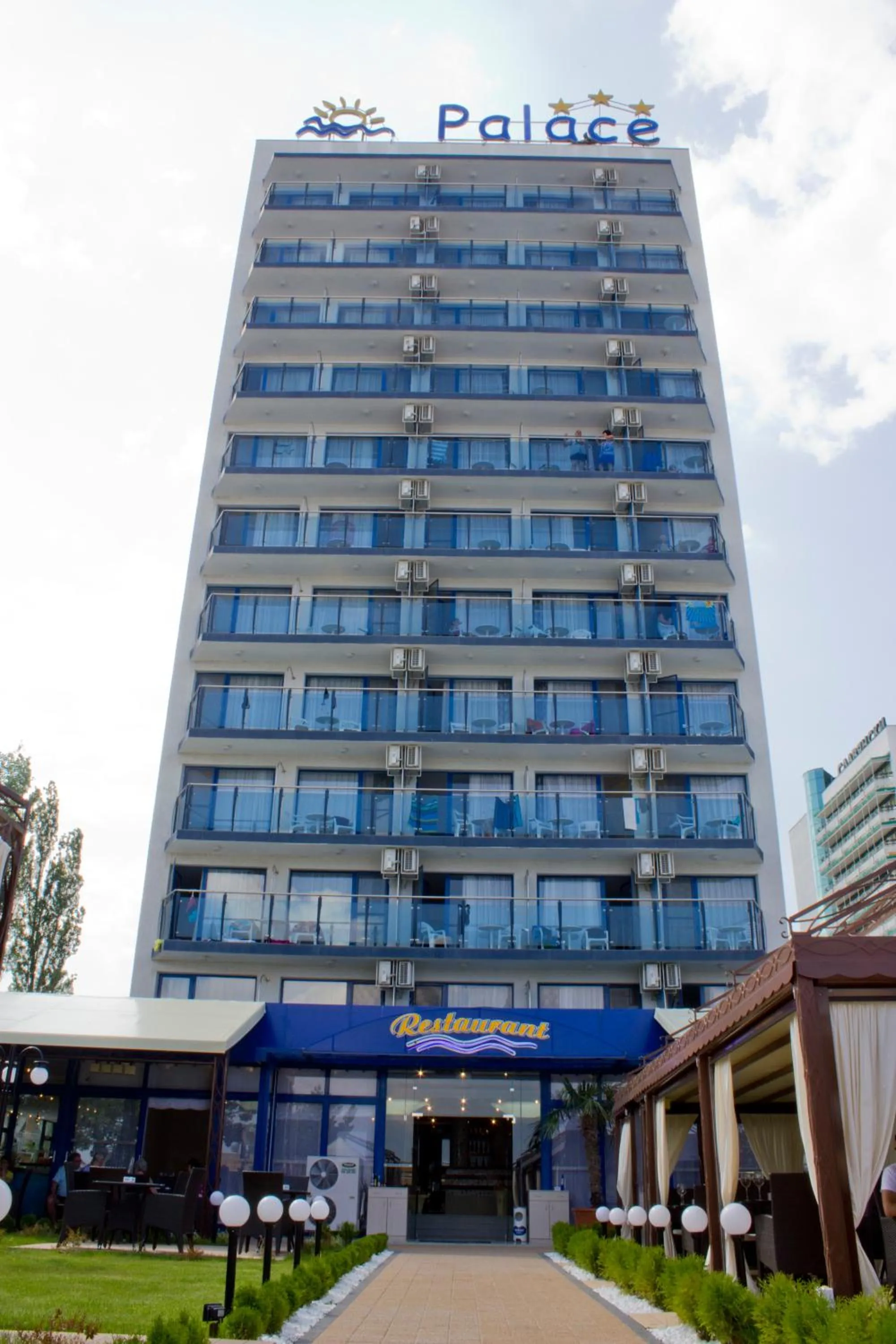 Facade/entrance in Palace Hotel - Half Board