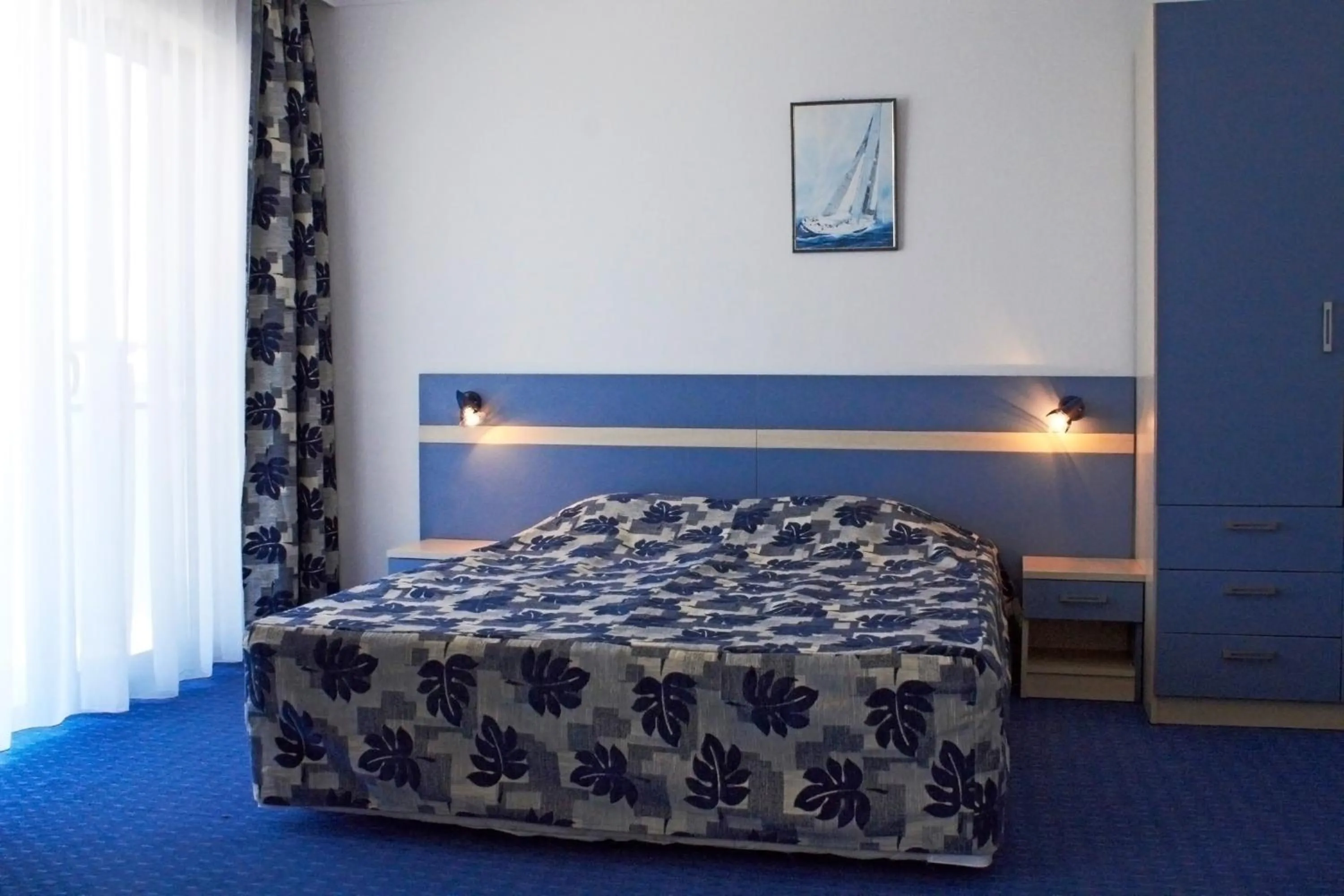 Photo of the whole room, Bed in Palace Hotel - Half Board