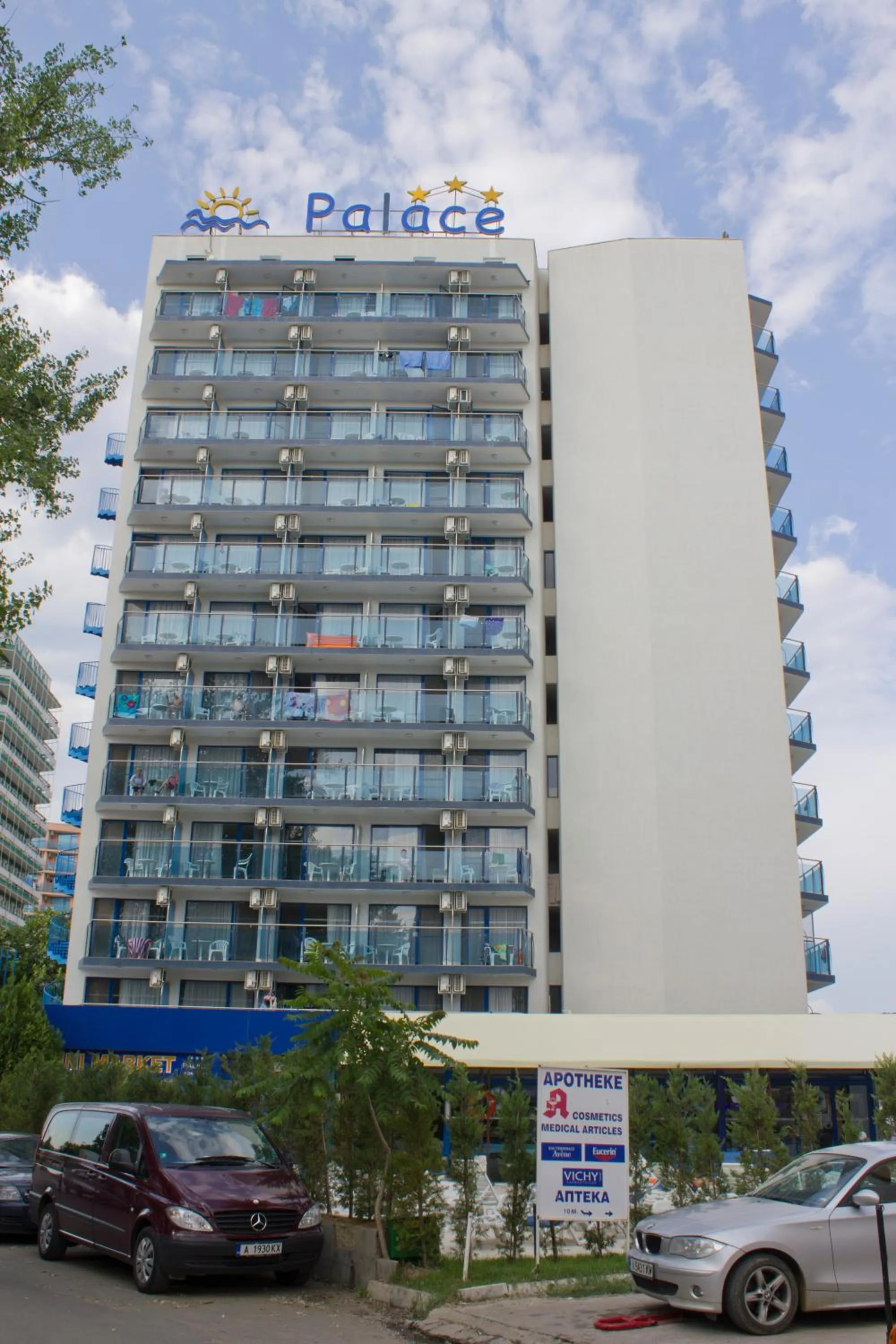 Facade/entrance in Palace Hotel - Half Board