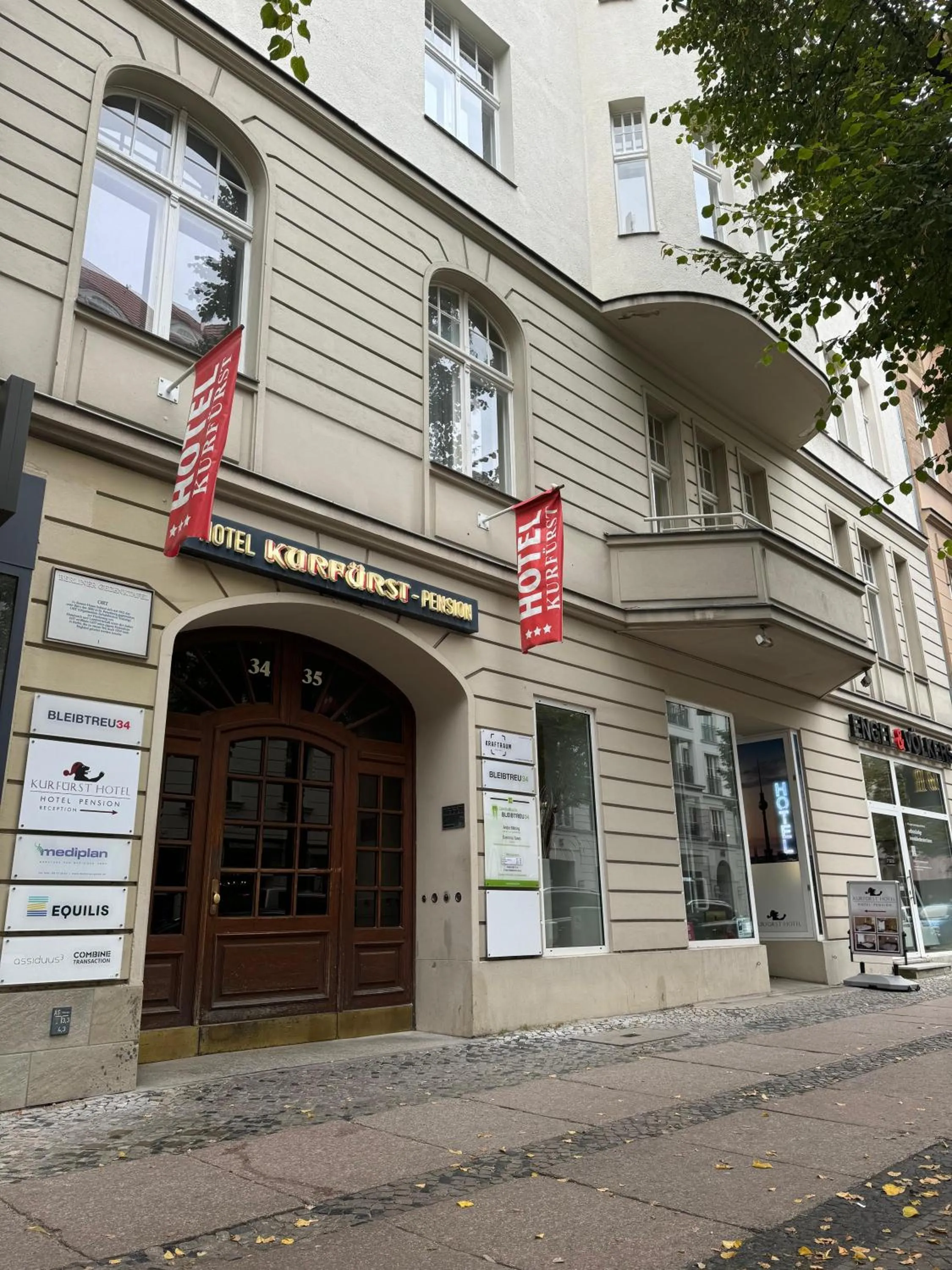 Property building in Kurfürst am Kurfürstendamm