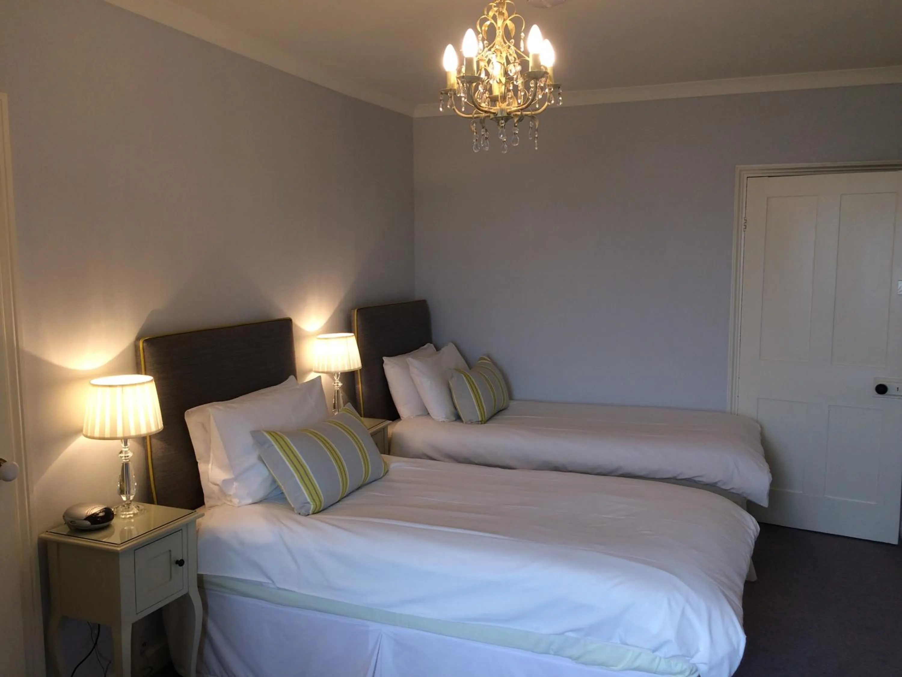 Photo of the whole room, Bed in Tregiffian Farm B&B