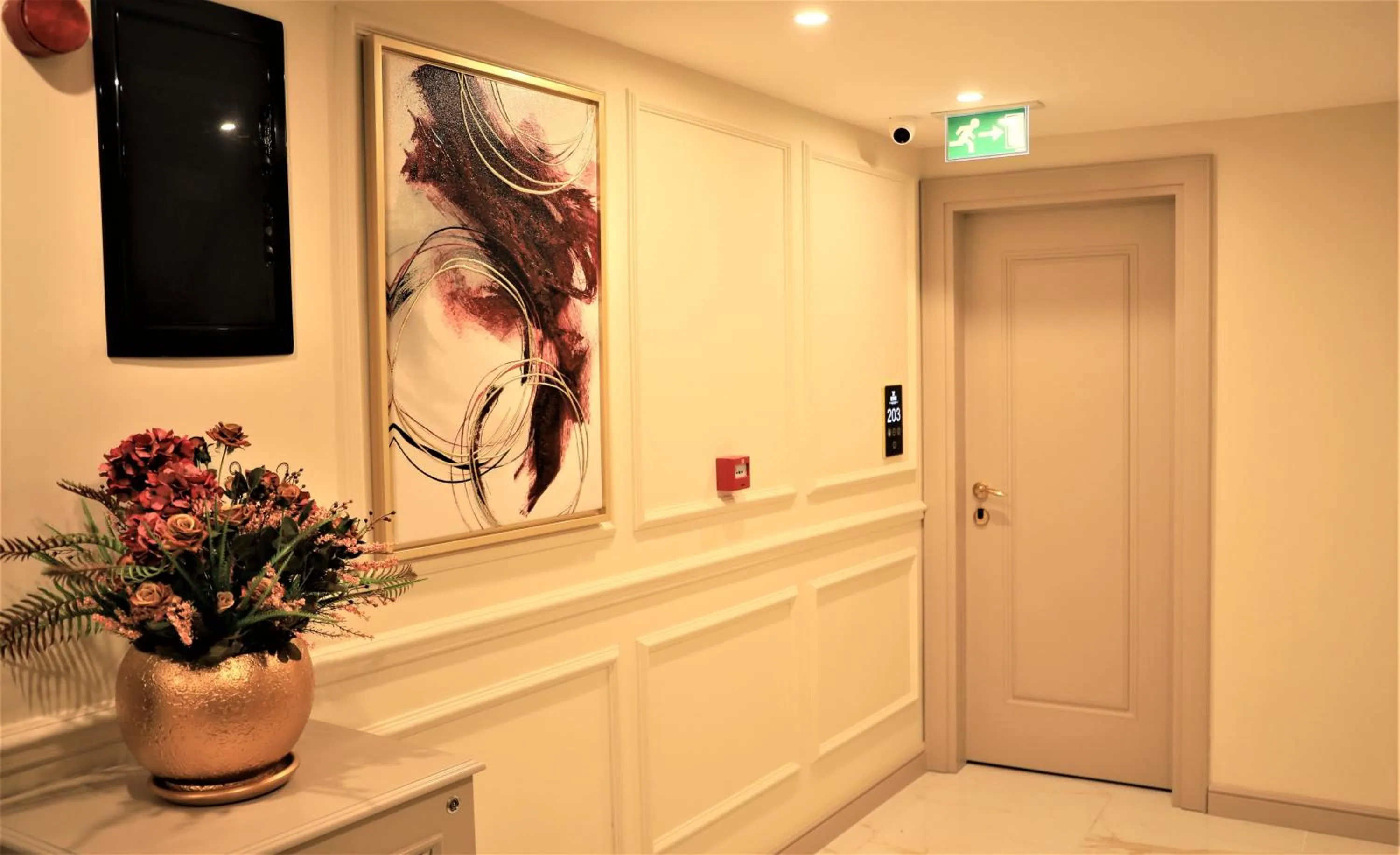 Property building in OMMA HOTEL