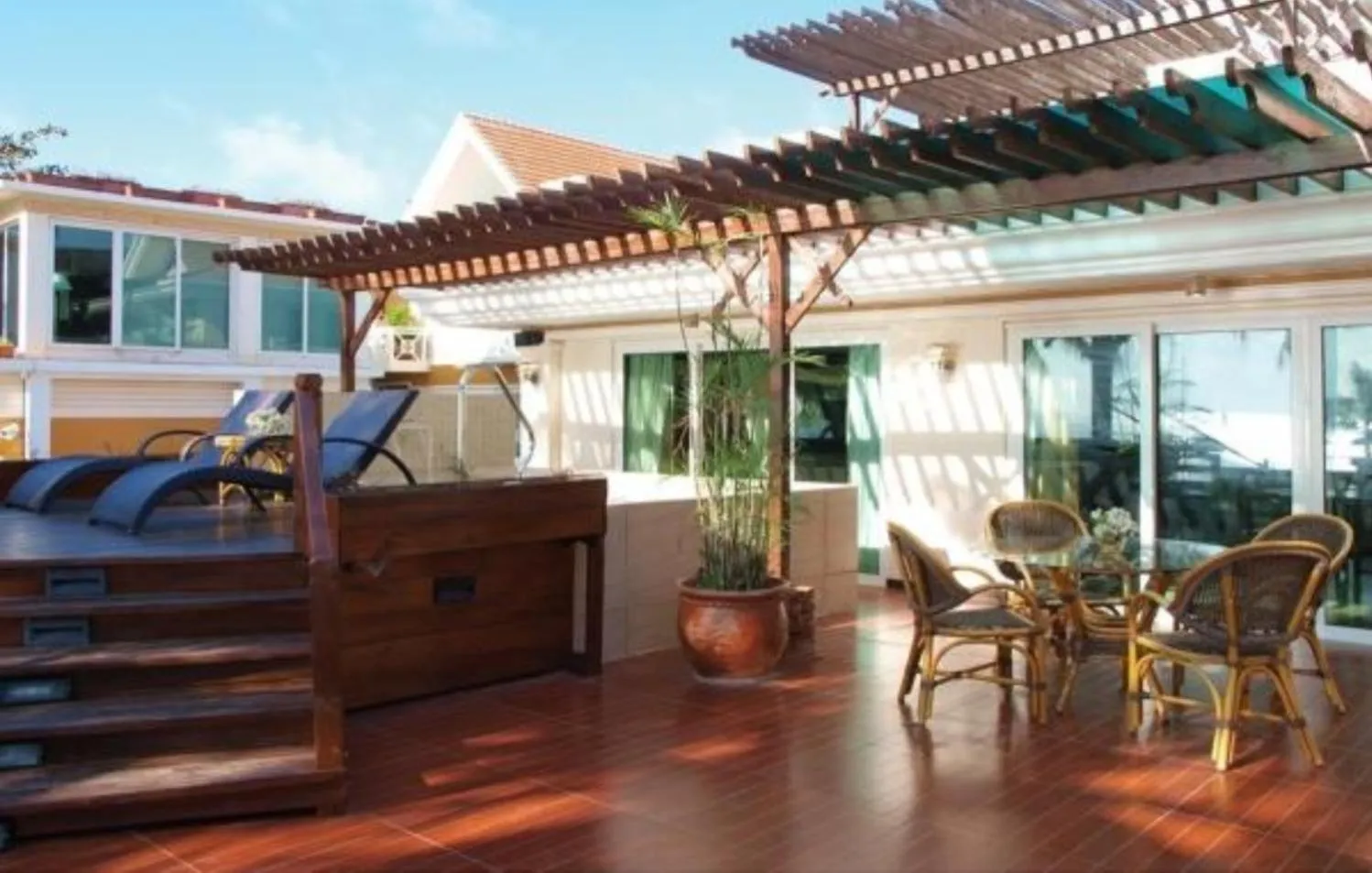 Pool view in Boracay Mandarin Island Hotel