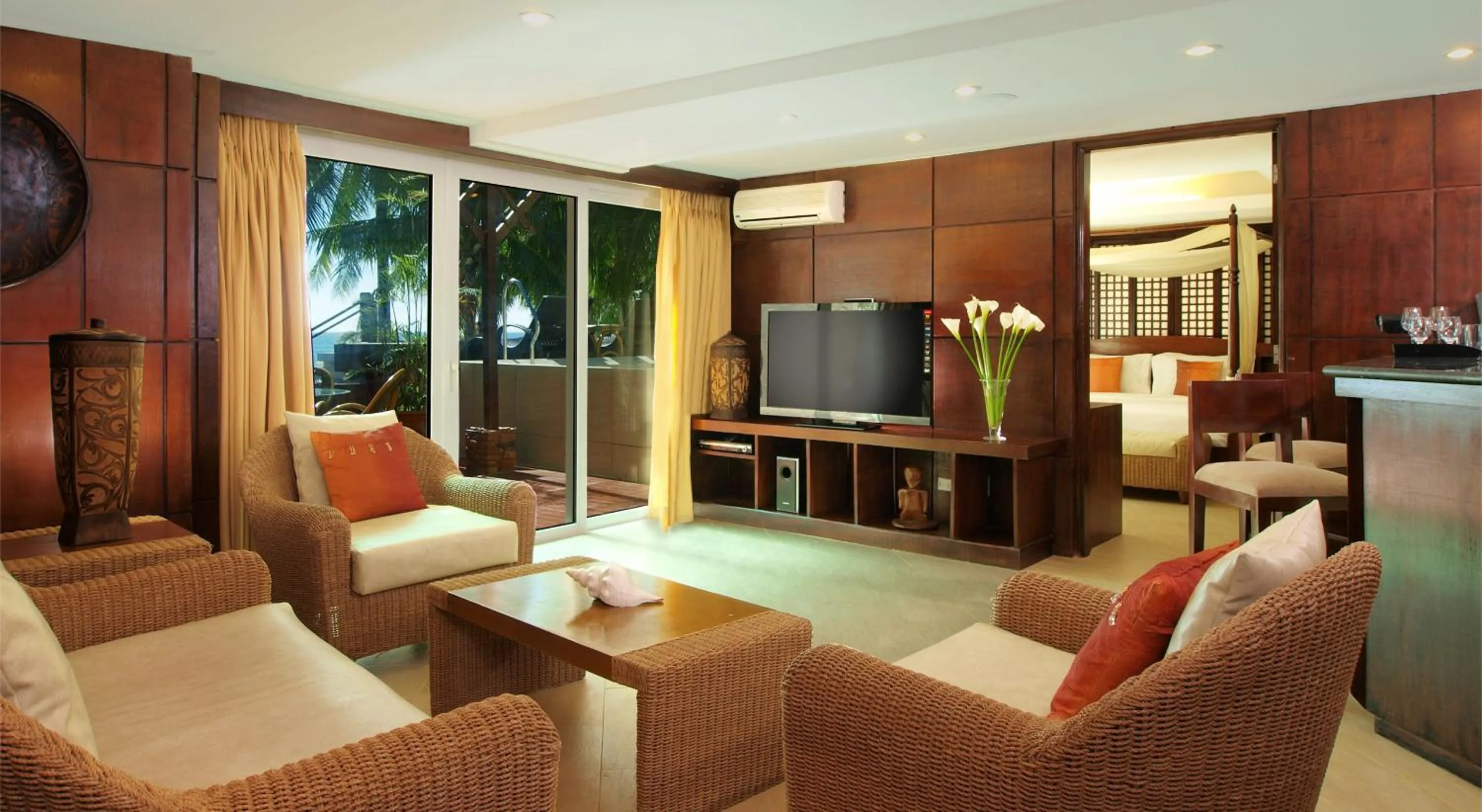 Living room in Boracay Mandarin Island Hotel