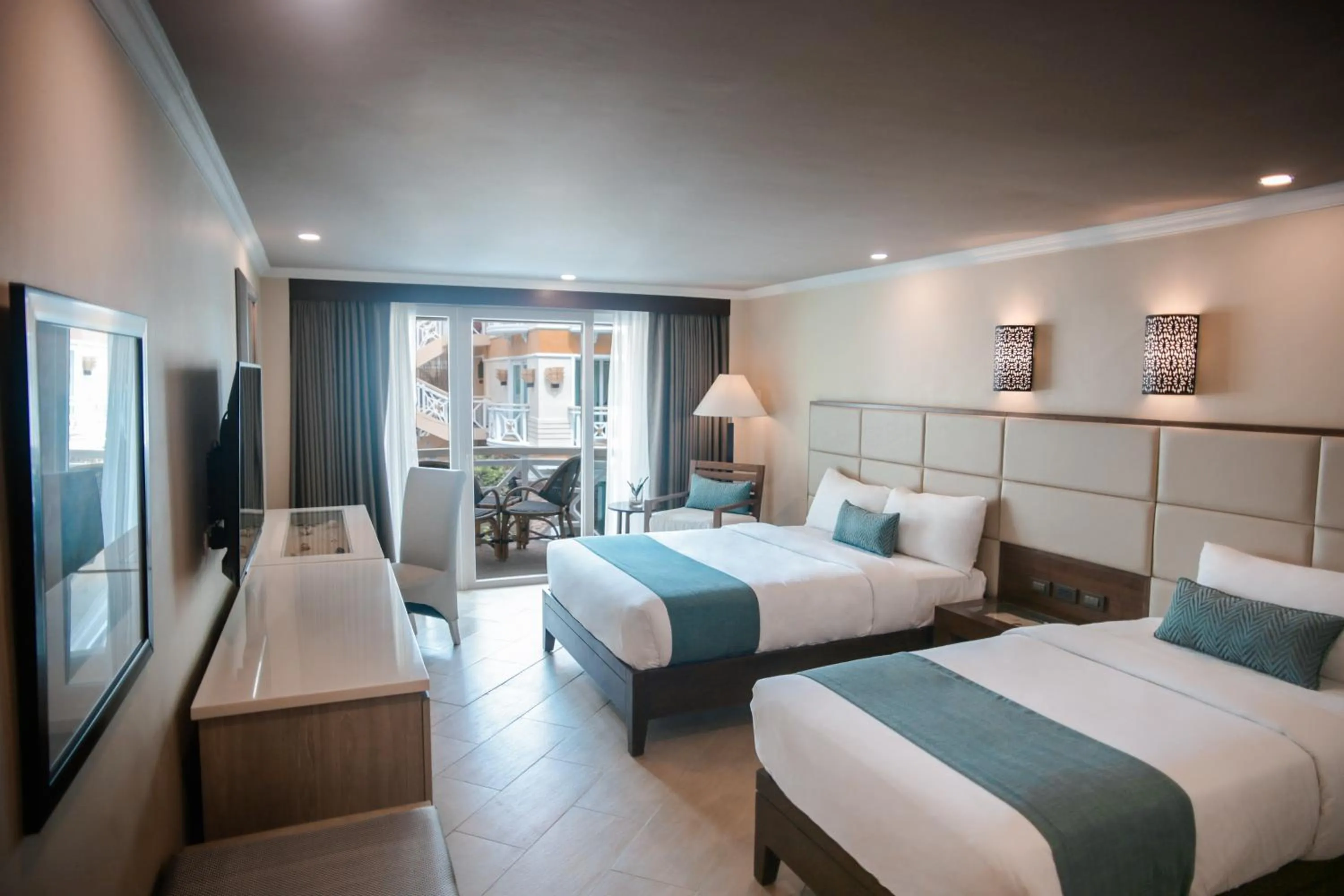 Bed in Boracay Mandarin Island Hotel