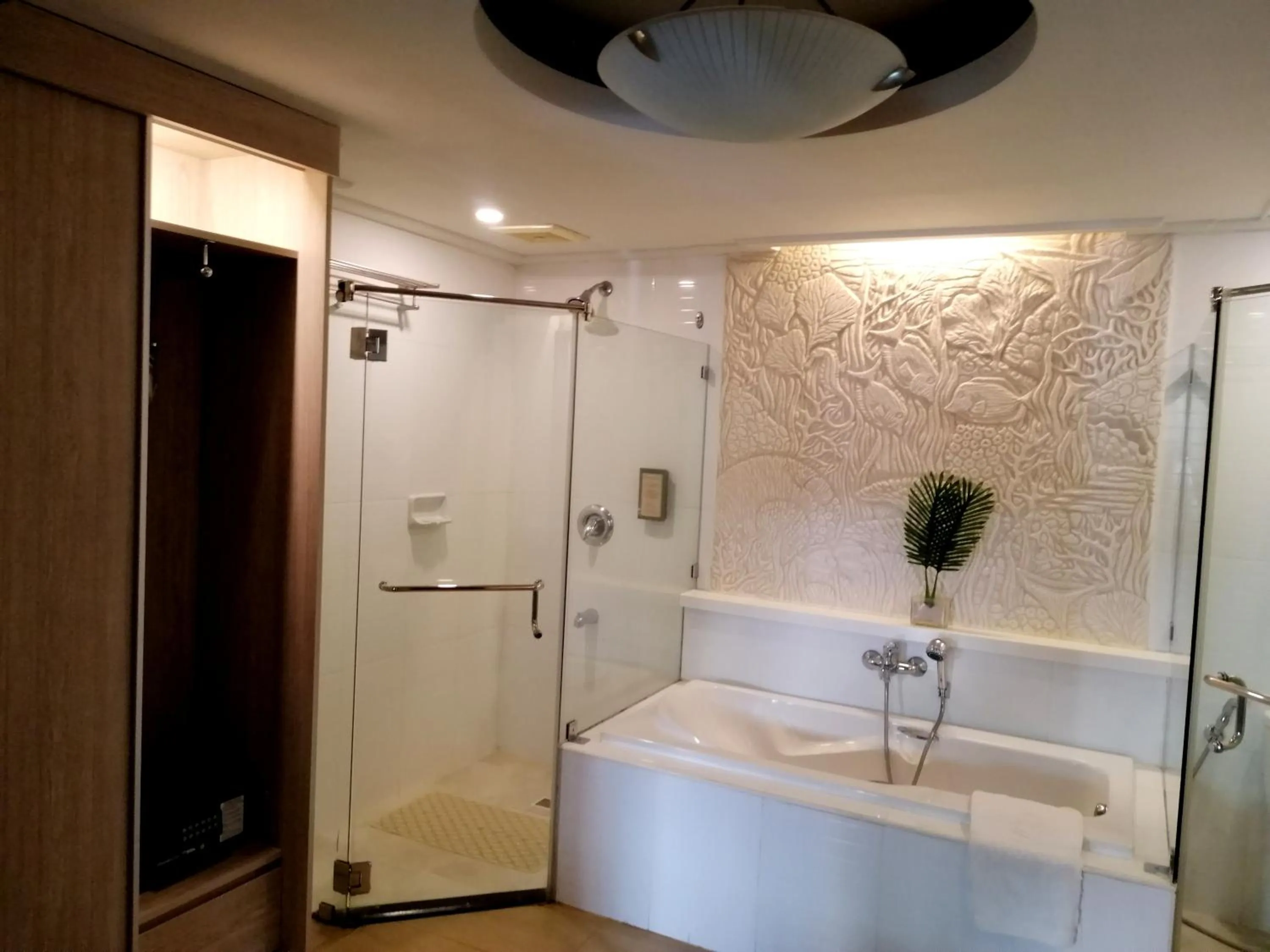 Bathroom in Boracay Mandarin Island Hotel