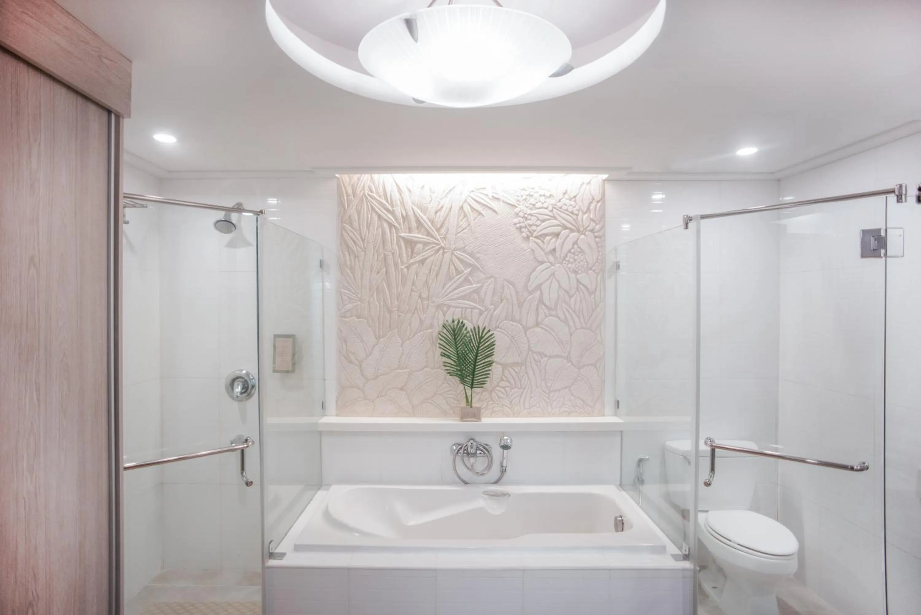 Bathroom in Boracay Mandarin Island Hotel