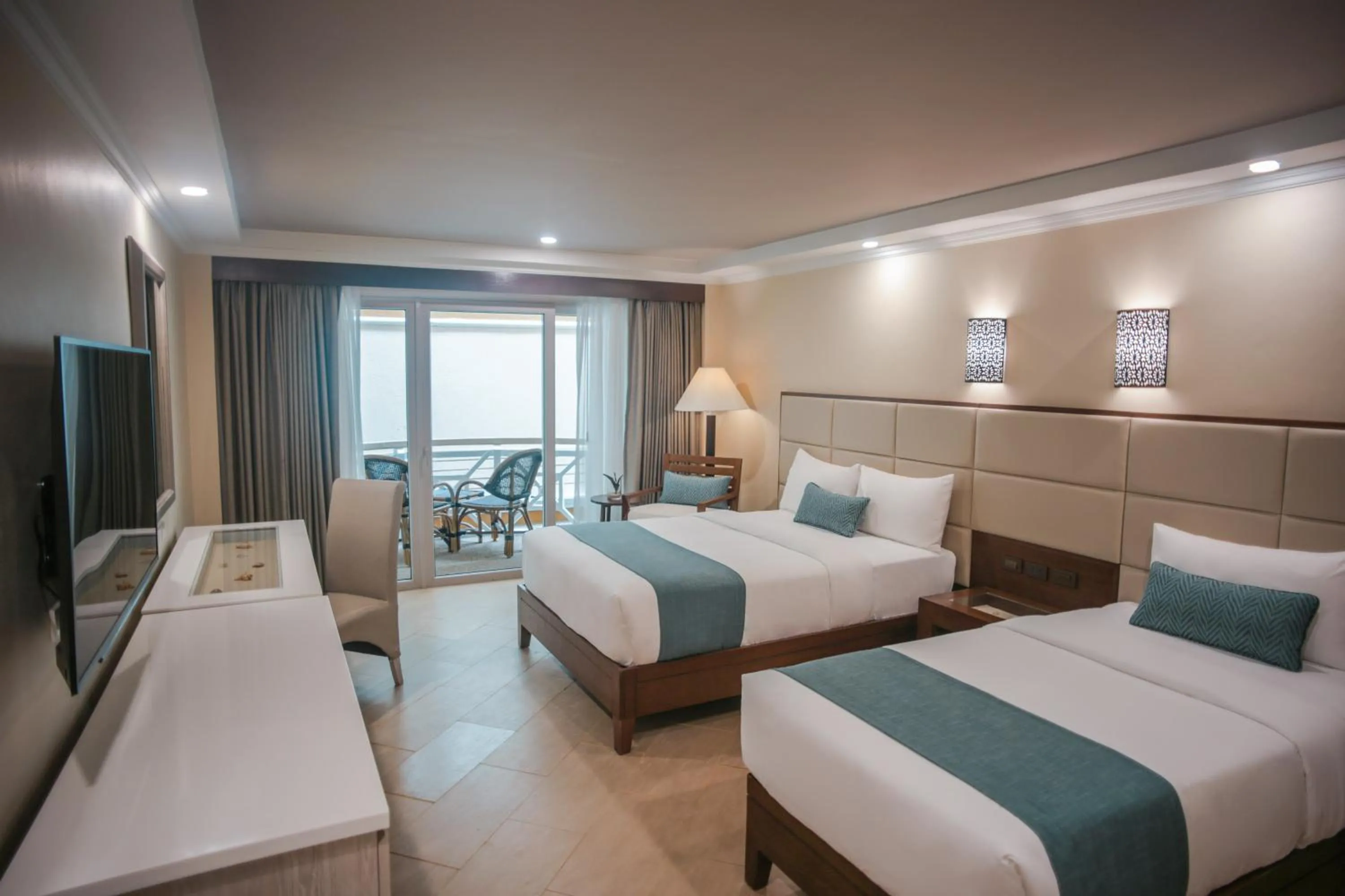 Bedroom, Bed in Boracay Mandarin Island Hotel