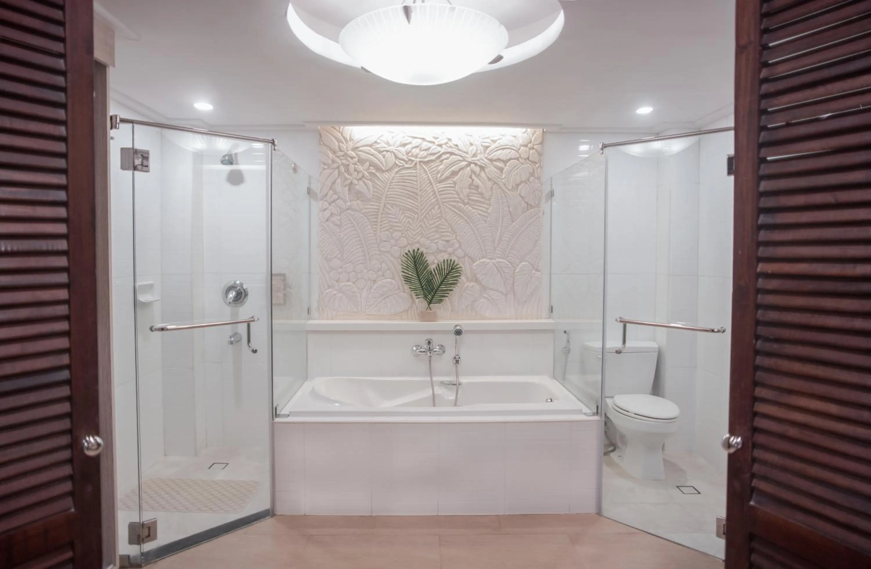 Bathroom in Boracay Mandarin Island Hotel