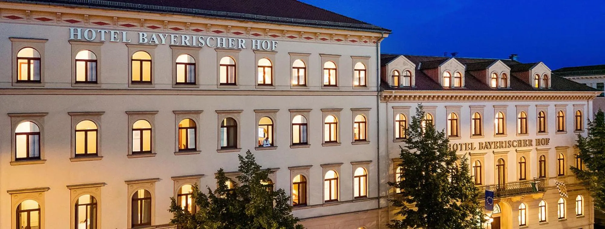 Property building in Hotel Bayerischer Hof Dresden