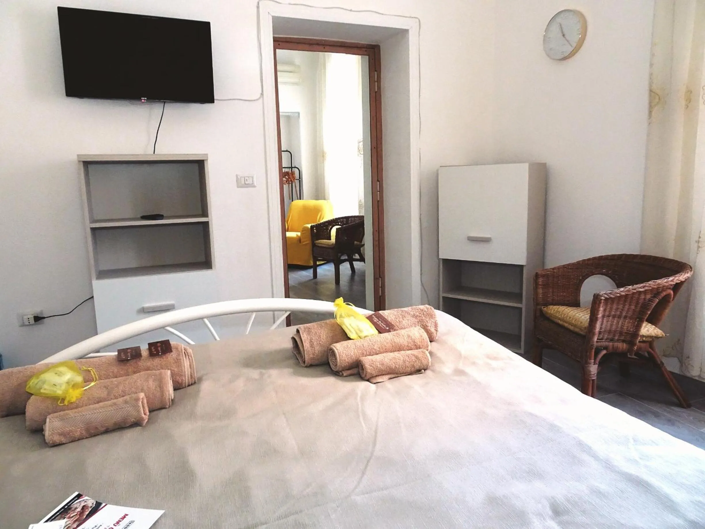 Bed in Bed & Breakfast a Capua Adiacente al Duomo - IL VICOLO