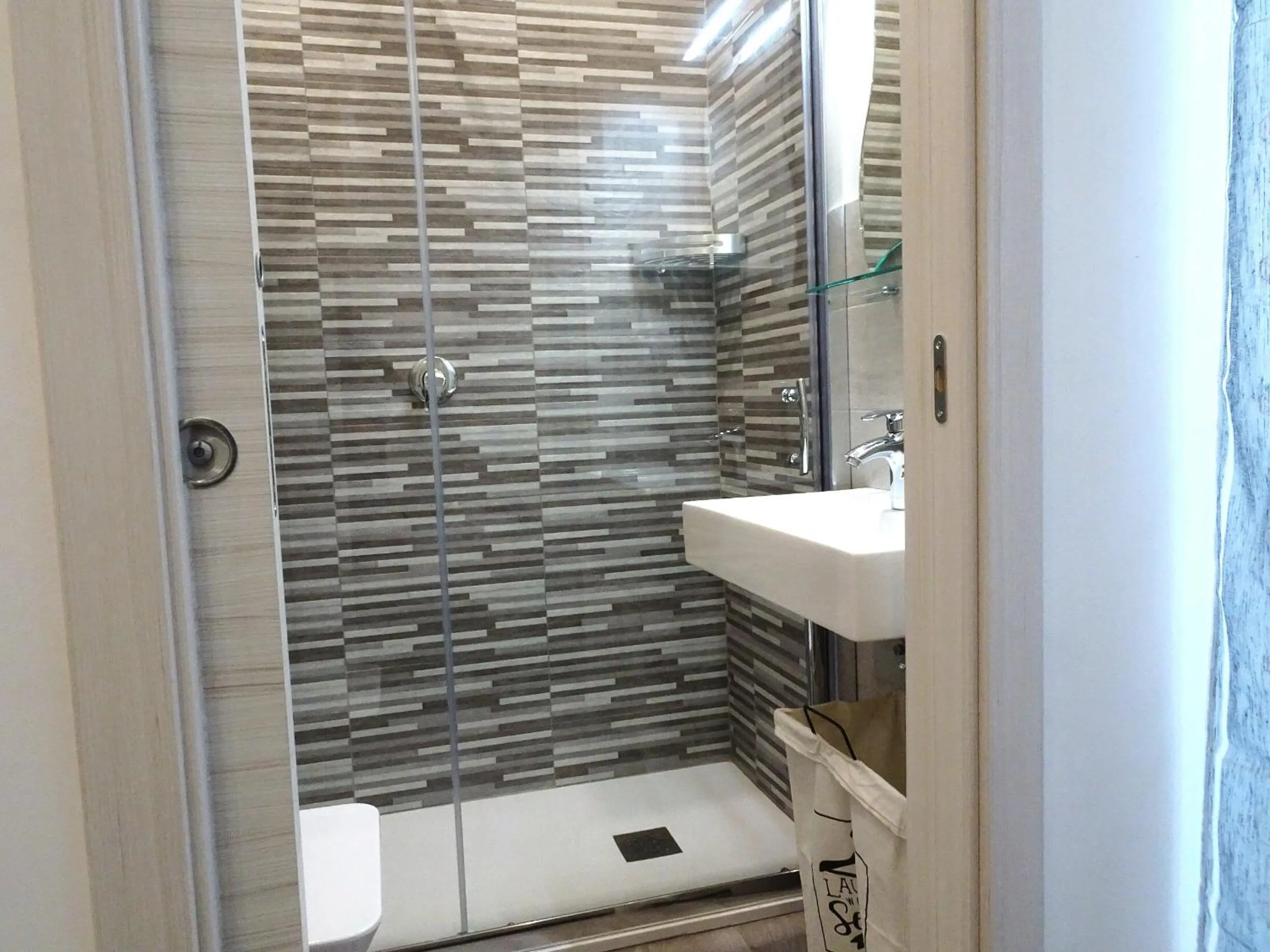 Bathroom in Bed & Breakfast a Capua Adiacente al Duomo - IL VICOLO