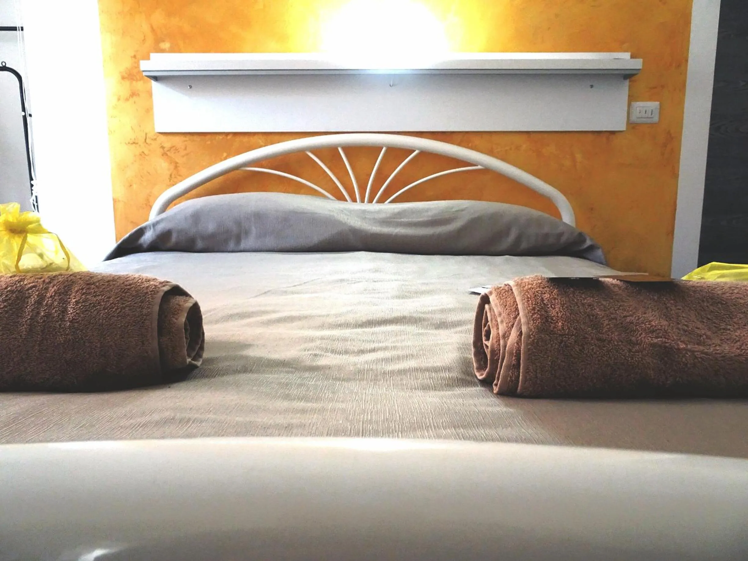 Bed in Bed & Breakfast a Capua Adiacente al Duomo - IL VICOLO