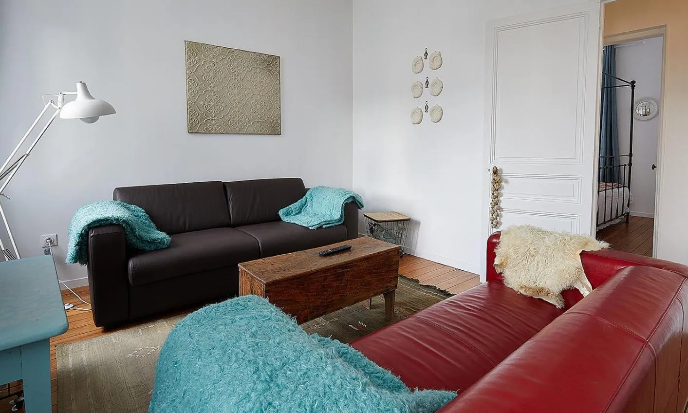 Living room in Appart'Hôtel de Paris