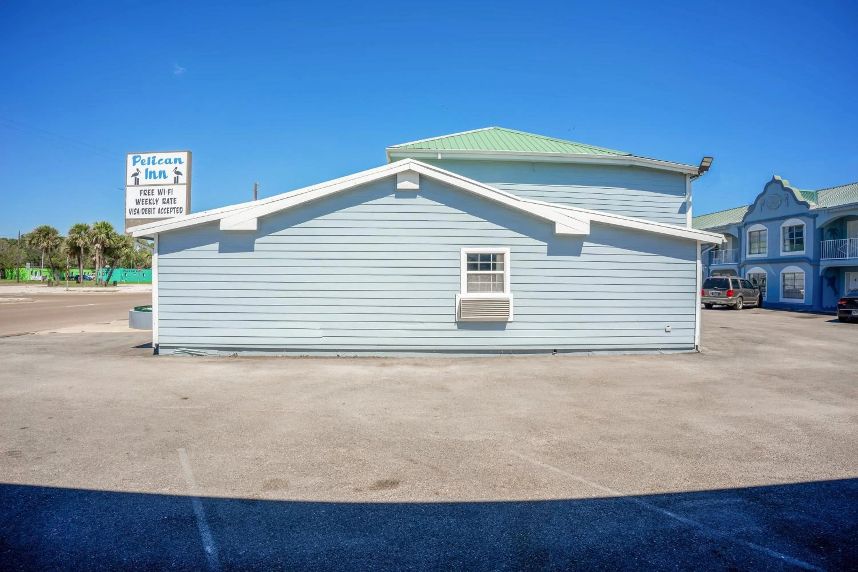 Facade/entrance in Pelican Inn by Belvilla Aransas Pass, TX