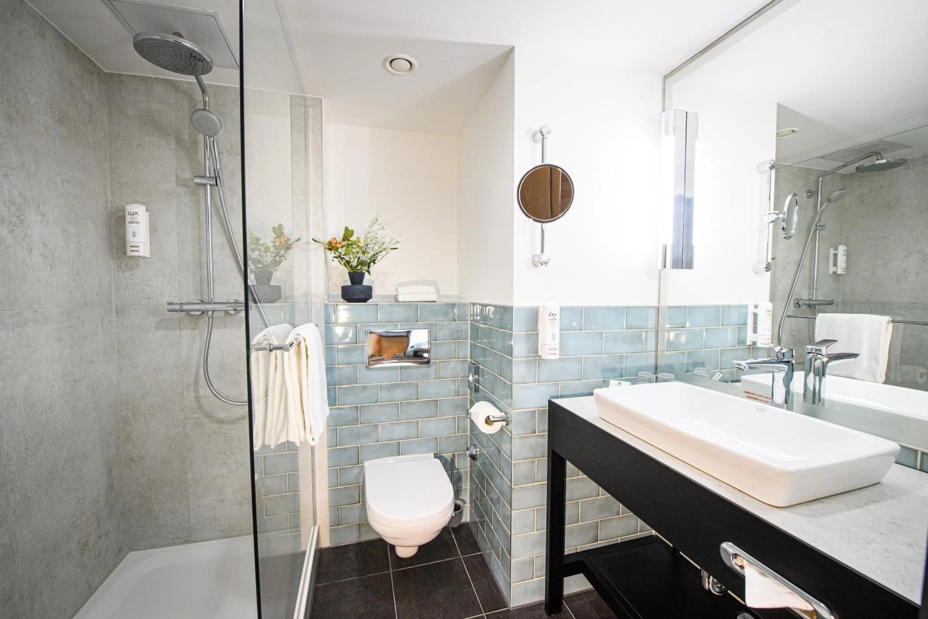 Bathroom in Holiday Inn Lübeck by IHG