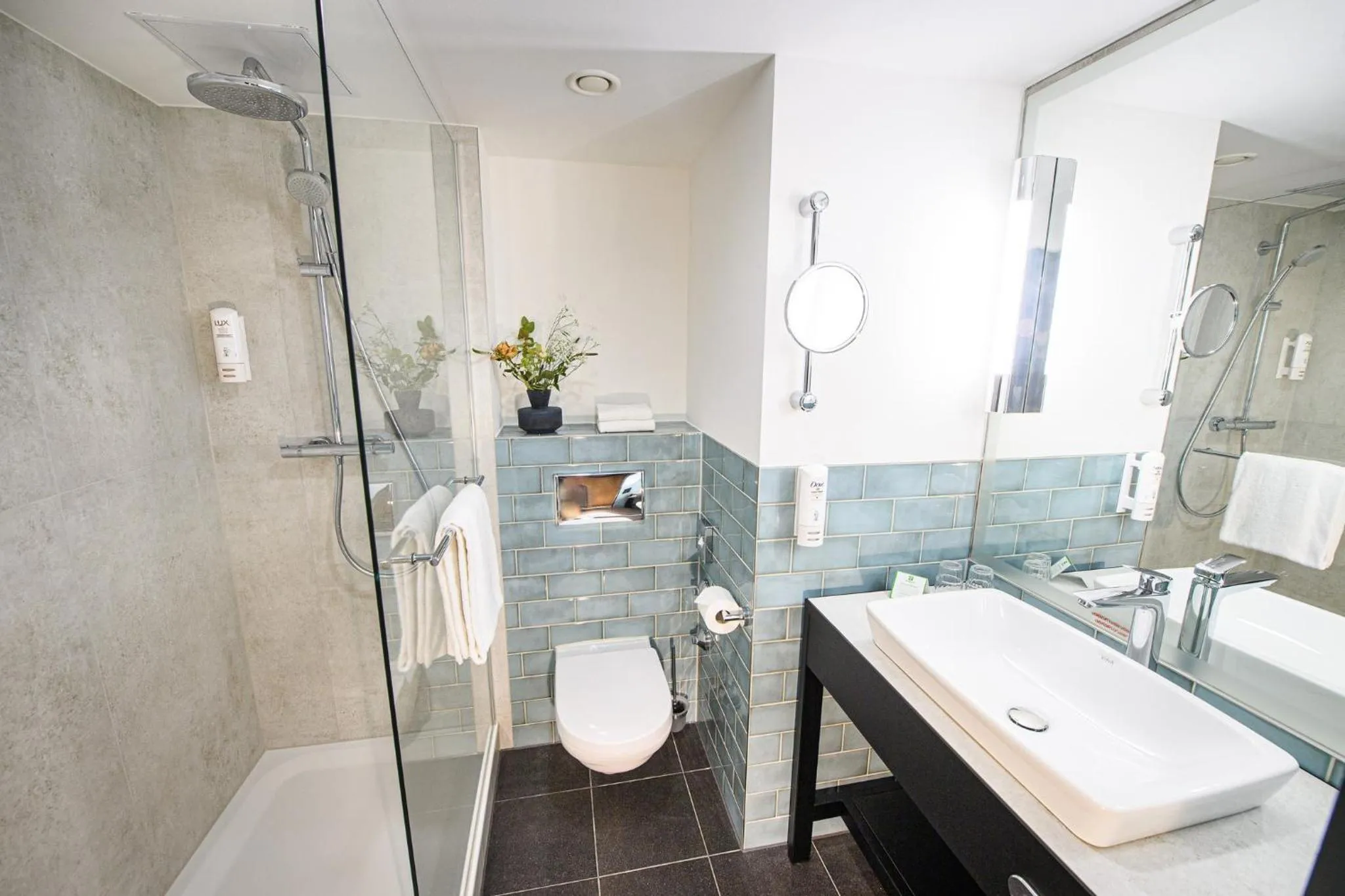 Bathroom in Holiday Inn Lübeck by IHG