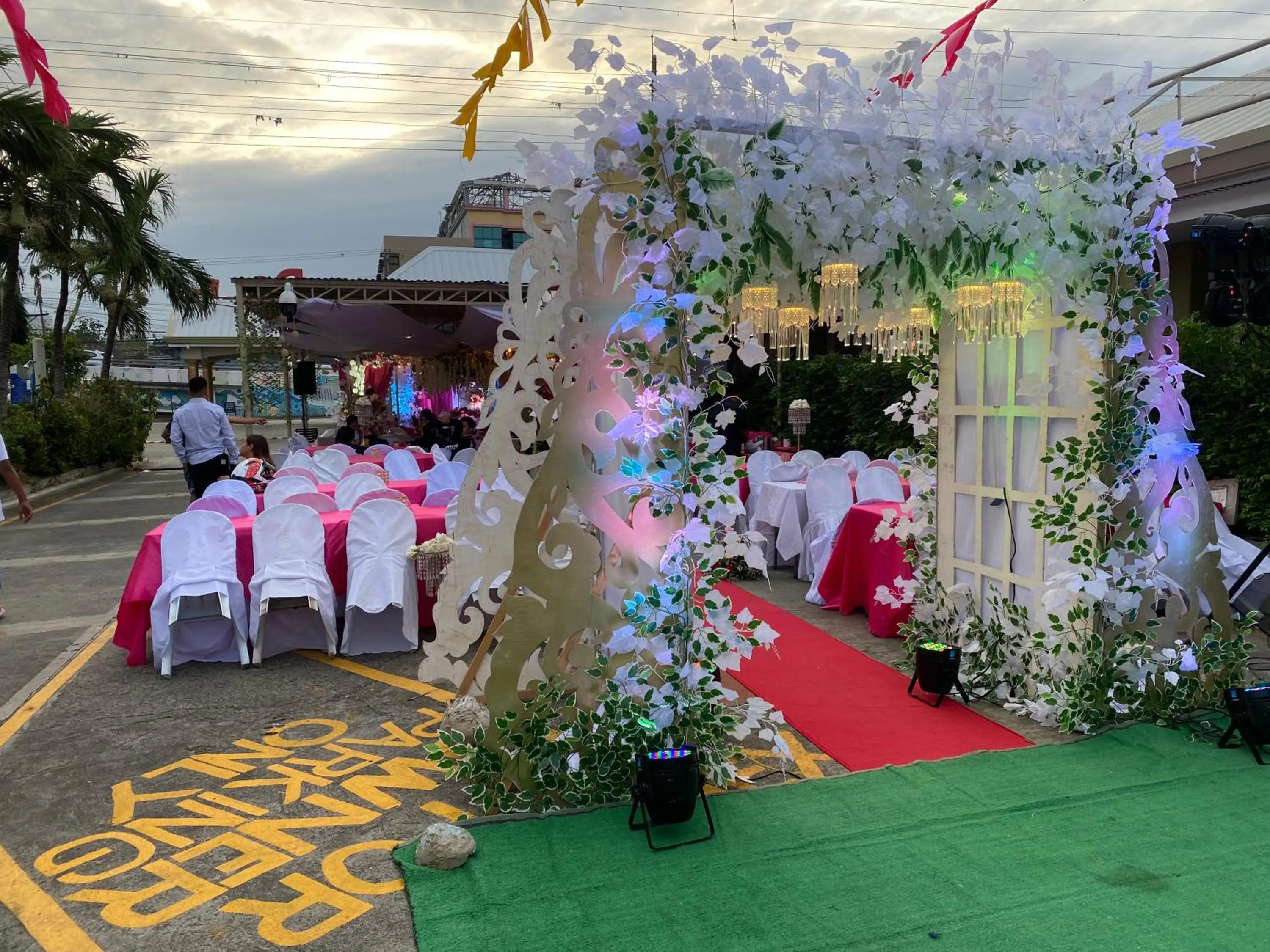 wedding in S and M Hotel Inc.