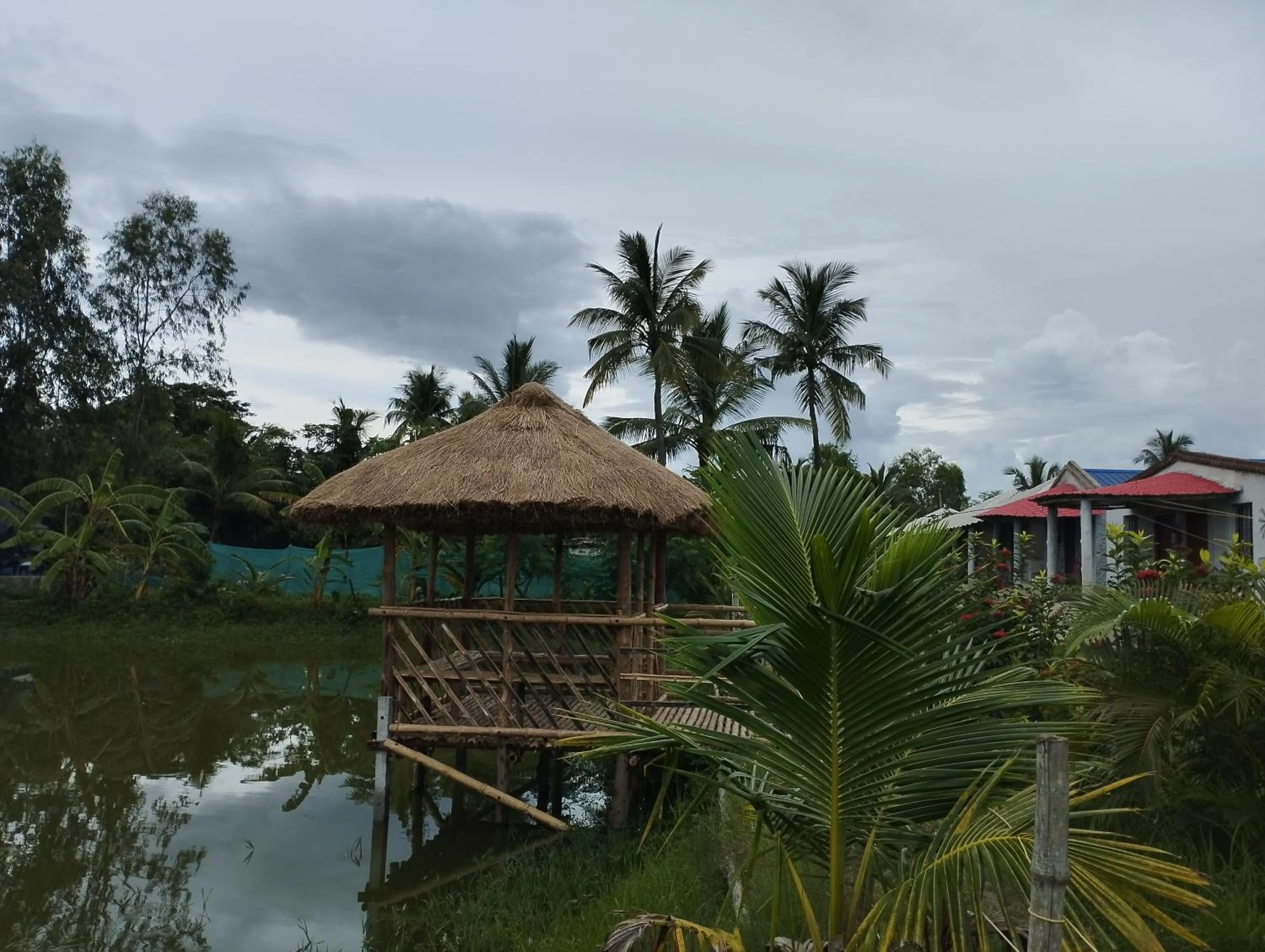 sundarban jungle mahal resort