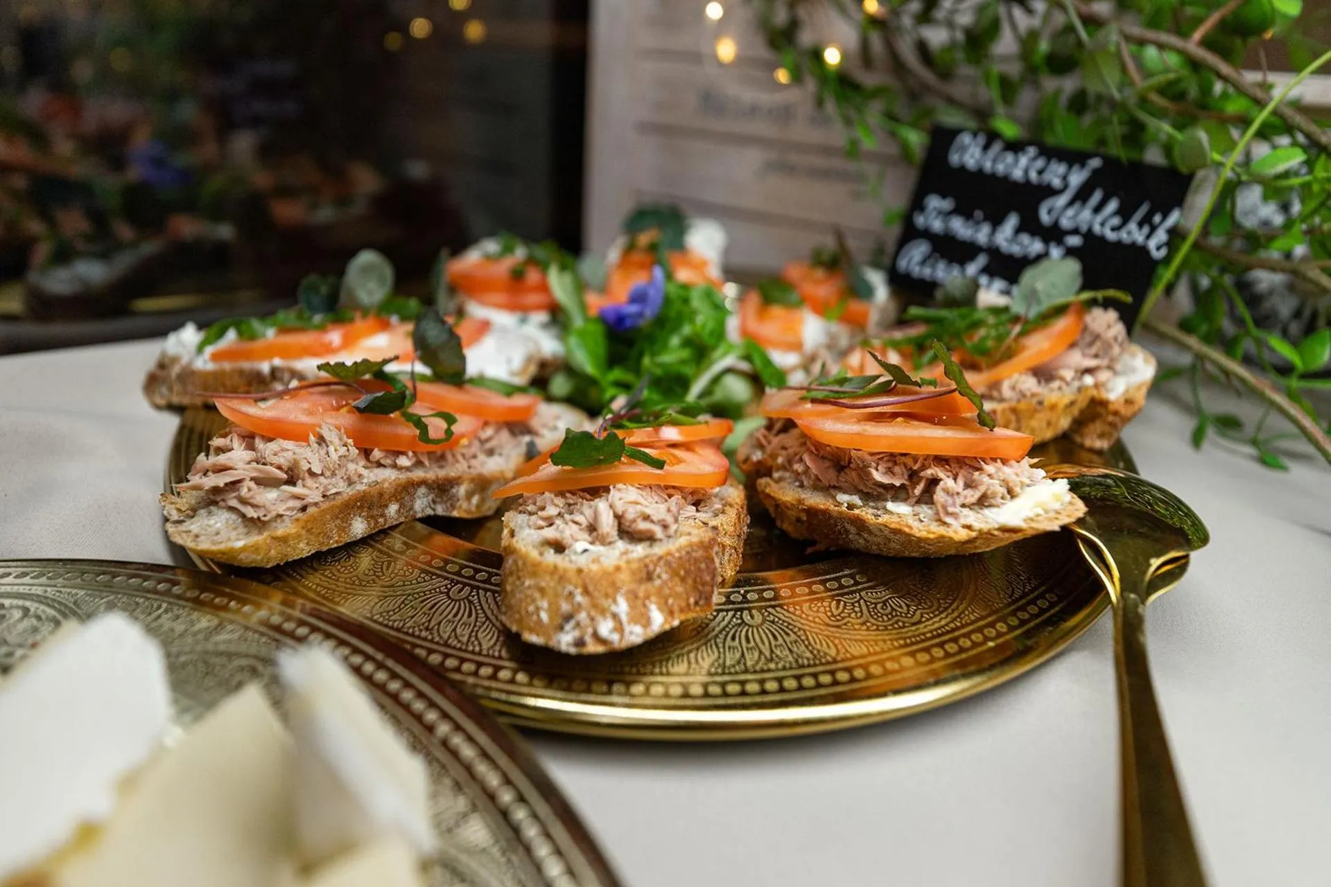 Buffet breakfast in Hotel Kamélia
