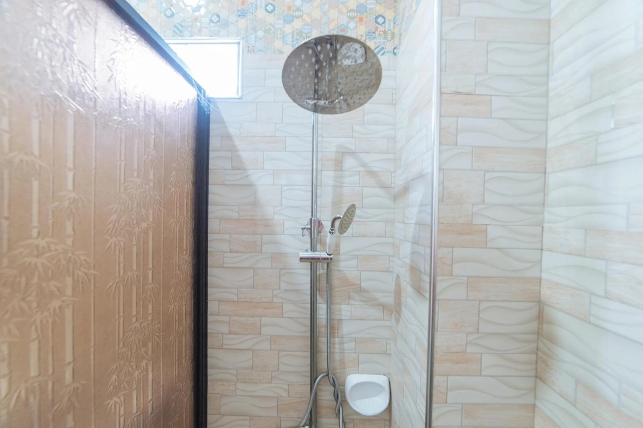 Bathroom in RedDoorz Premium @ Casa Ghilda Resort Olongapo City
