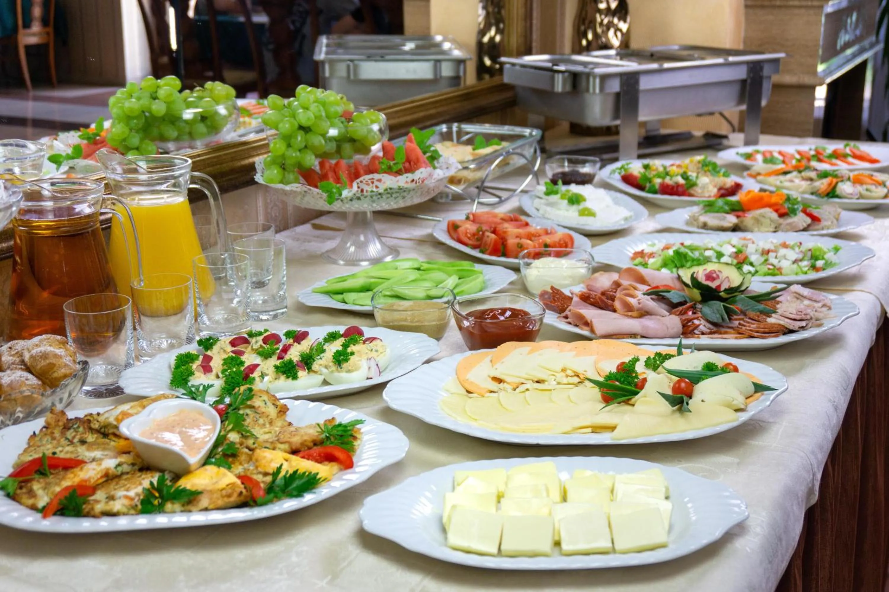 Restaurant/places to eat in Hotel Hesperus