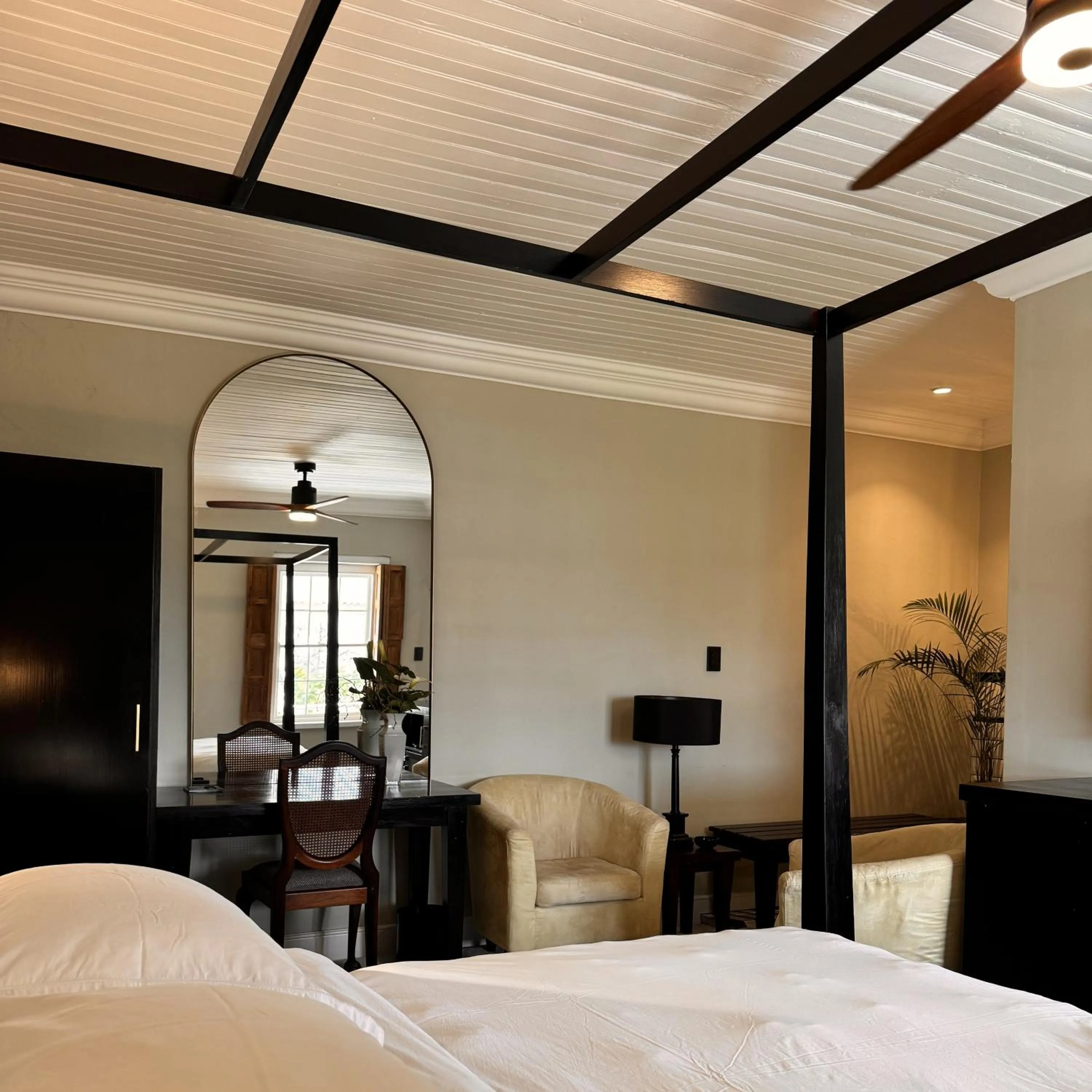 Bed in Bredasdorp Square