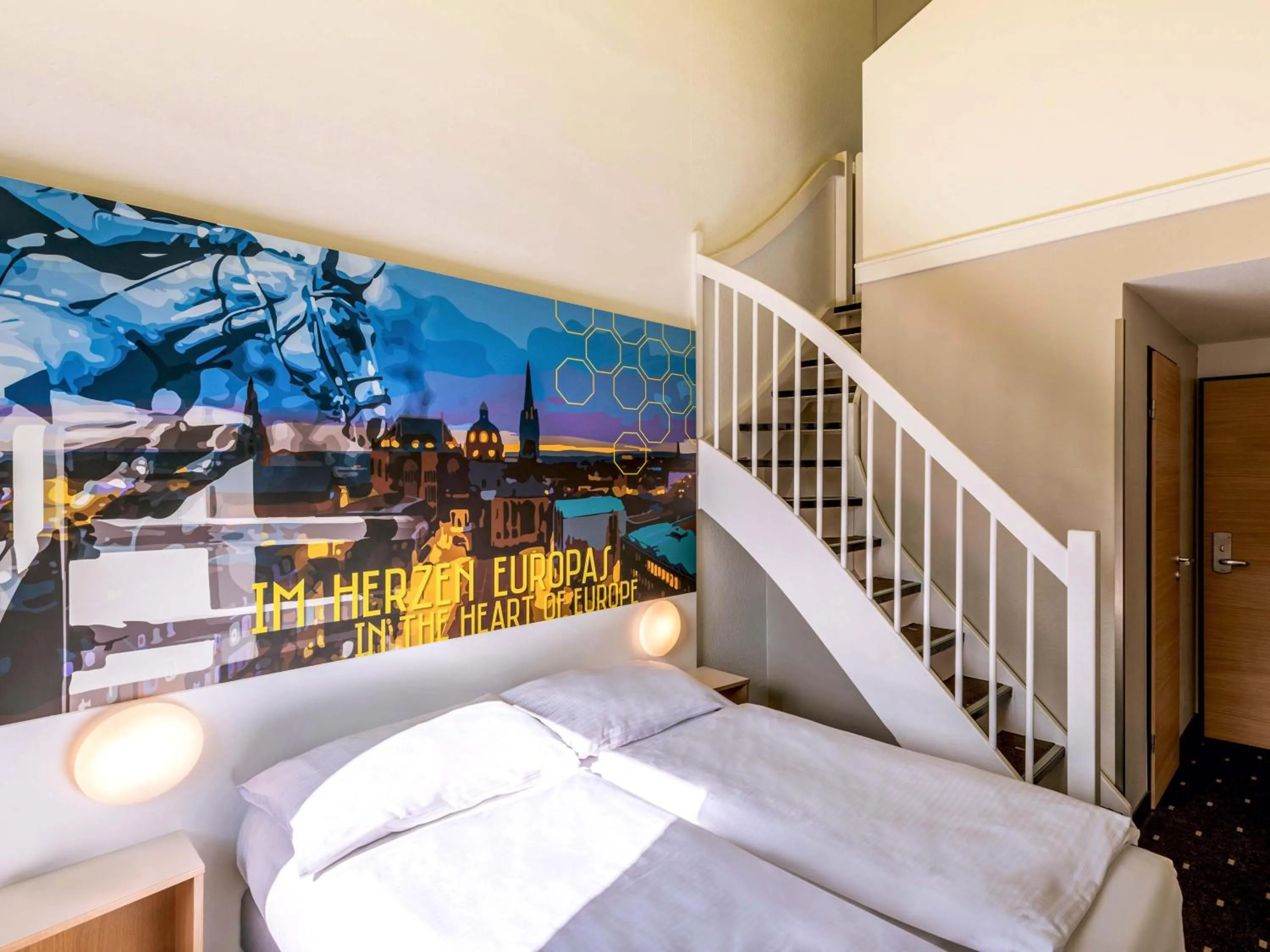 Photo of the whole room, Bed in B&B HOTEL Aachen-Würselen