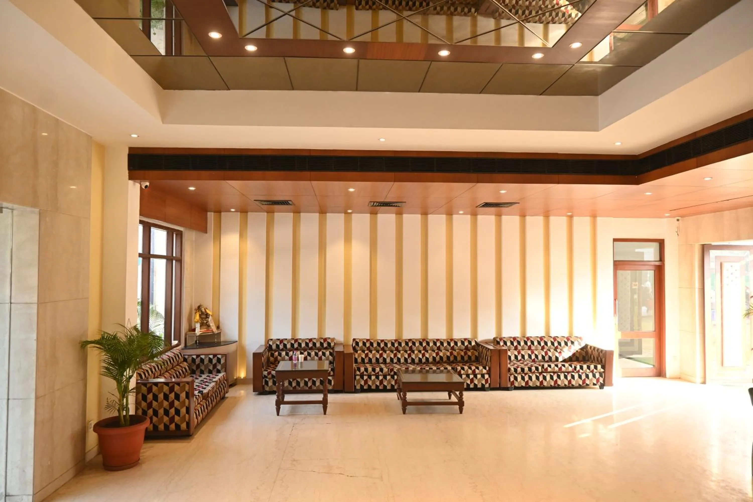 Lobby or reception in Regency Square Hotel