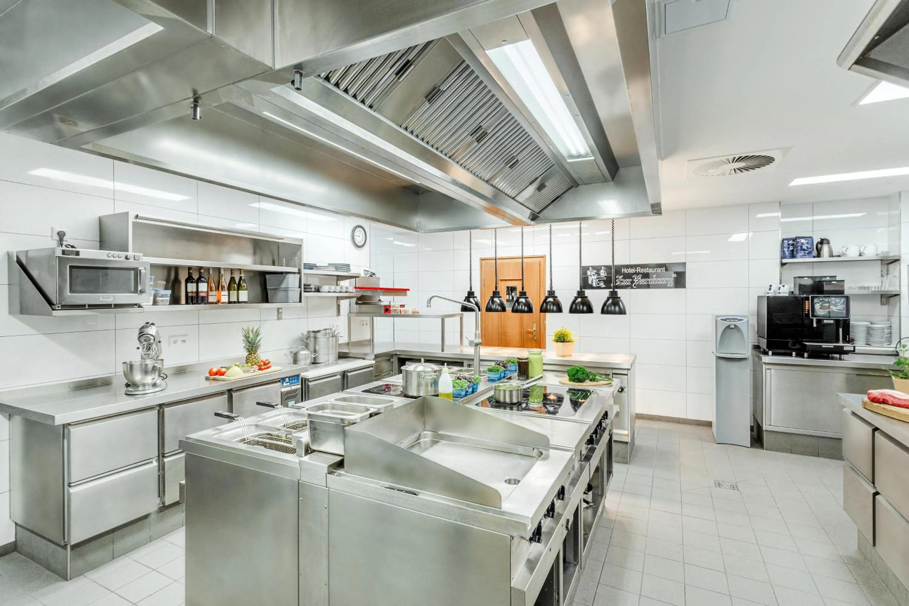 Restaurant/places to eat in Hotel Restaurant Zur Neroburg