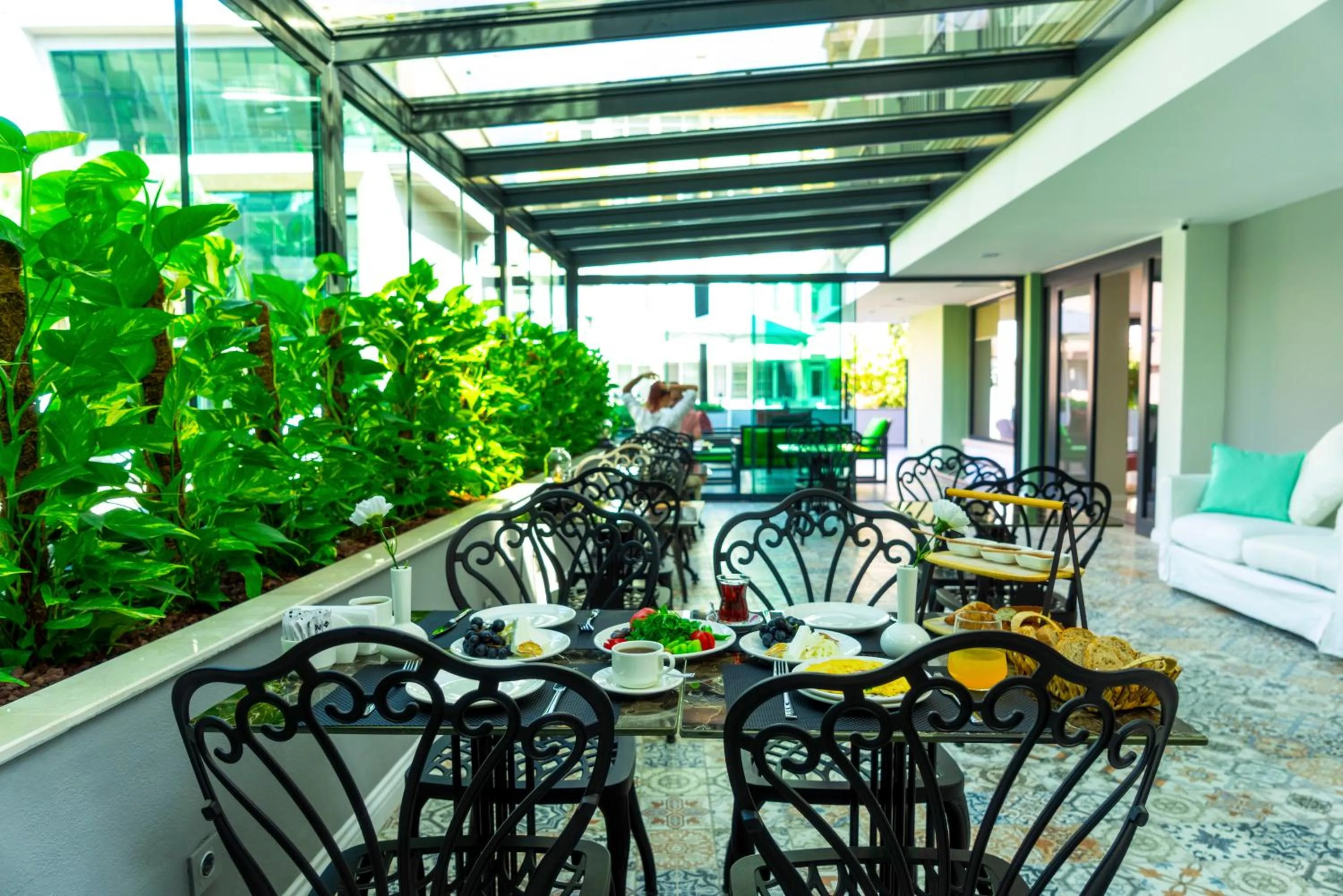 Food and drinks in The Mori Club Hotel