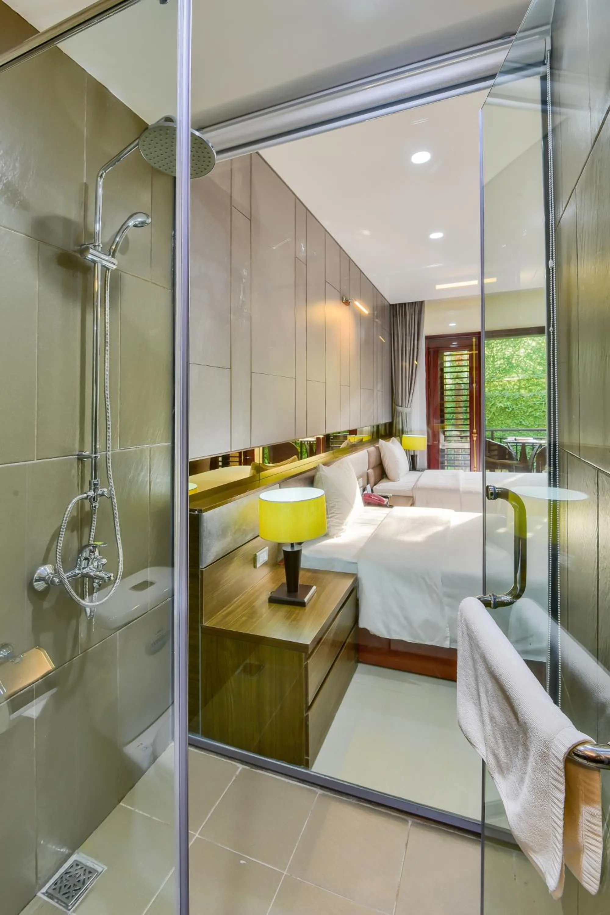 Bathroom, Bed in MANLI Resort Quảng Bình