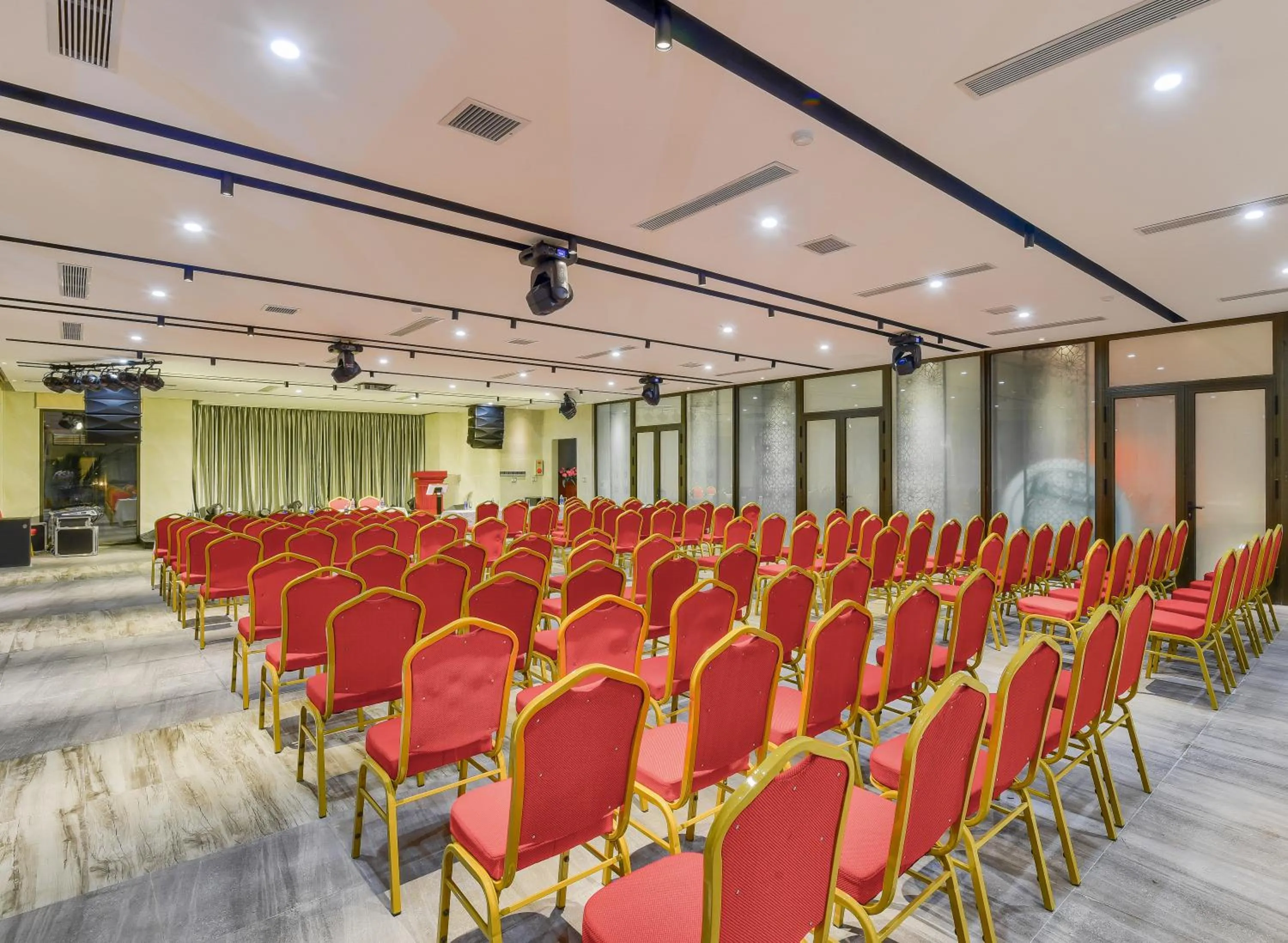 Banquet/Function facilities in MANLI Resort Quảng Bình