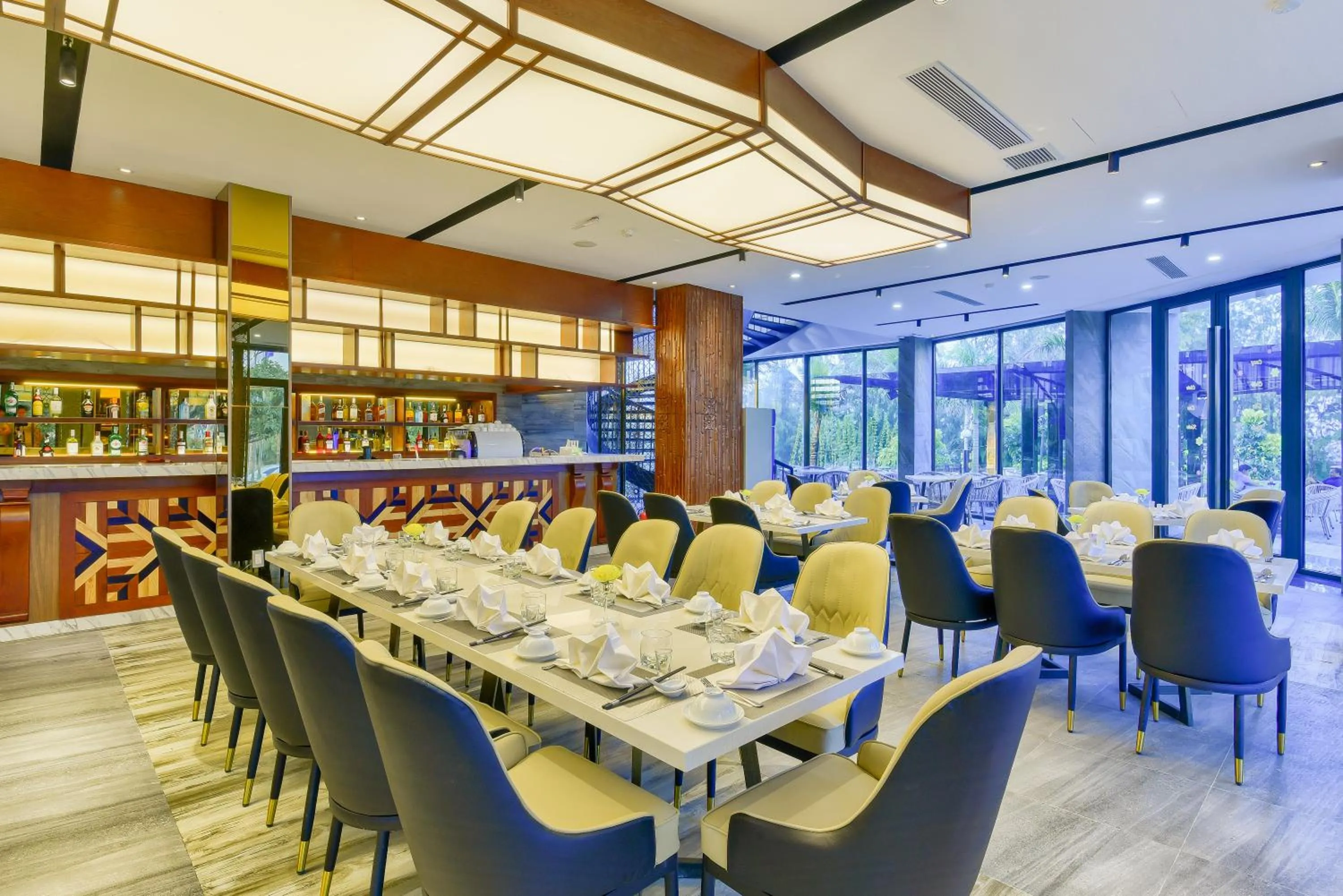 Restaurant/places to eat in MANLI Resort Quảng Bình