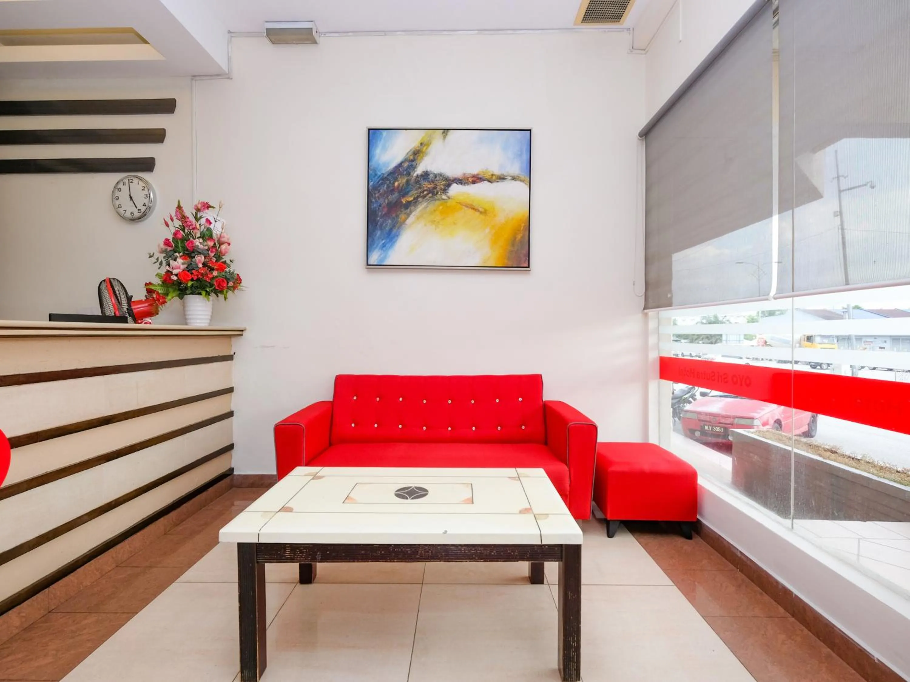 Lobby or reception in OYO 89968 Sri Sutra Hotel