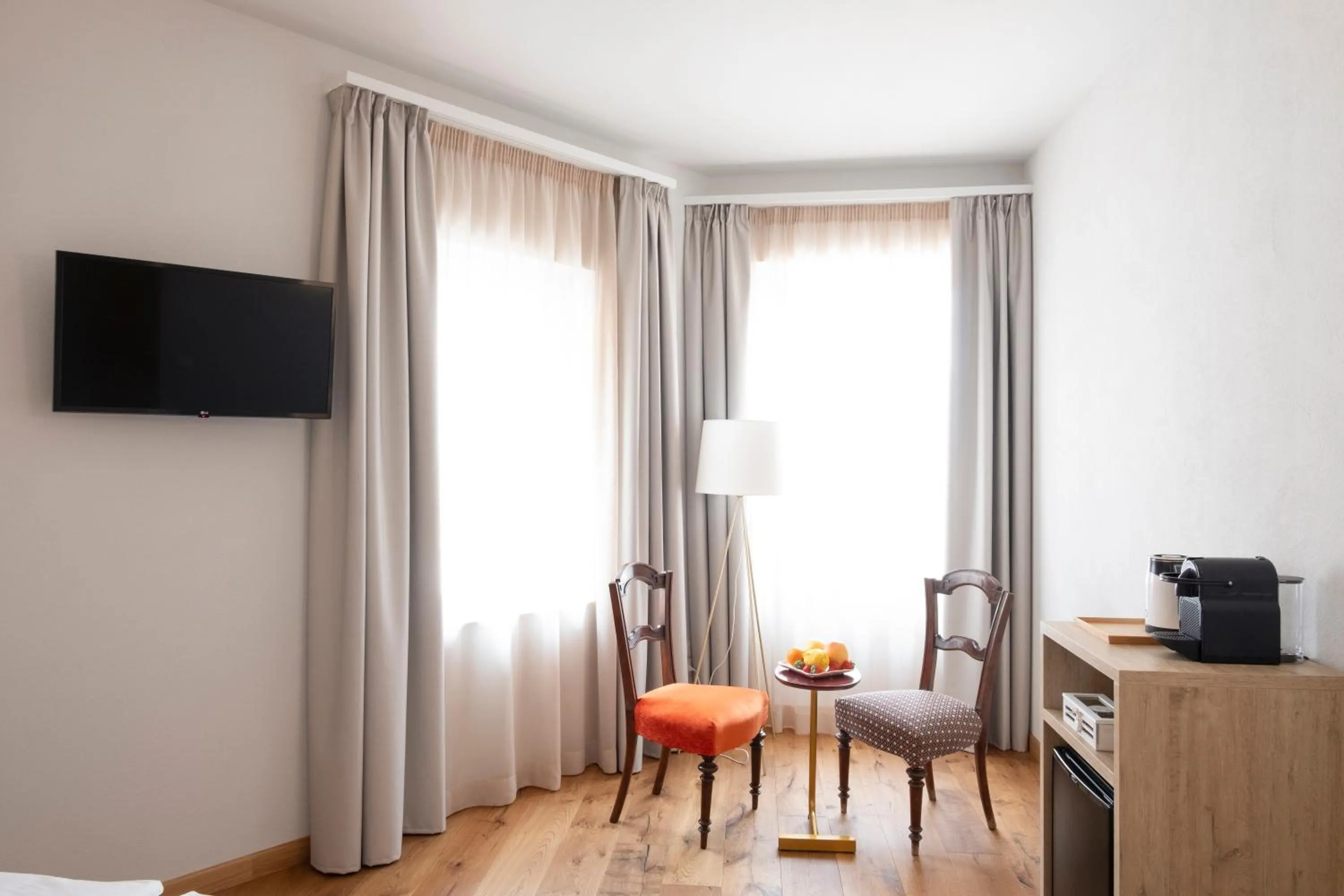 Bedroom in Corte Alma Spa and Luxury Home