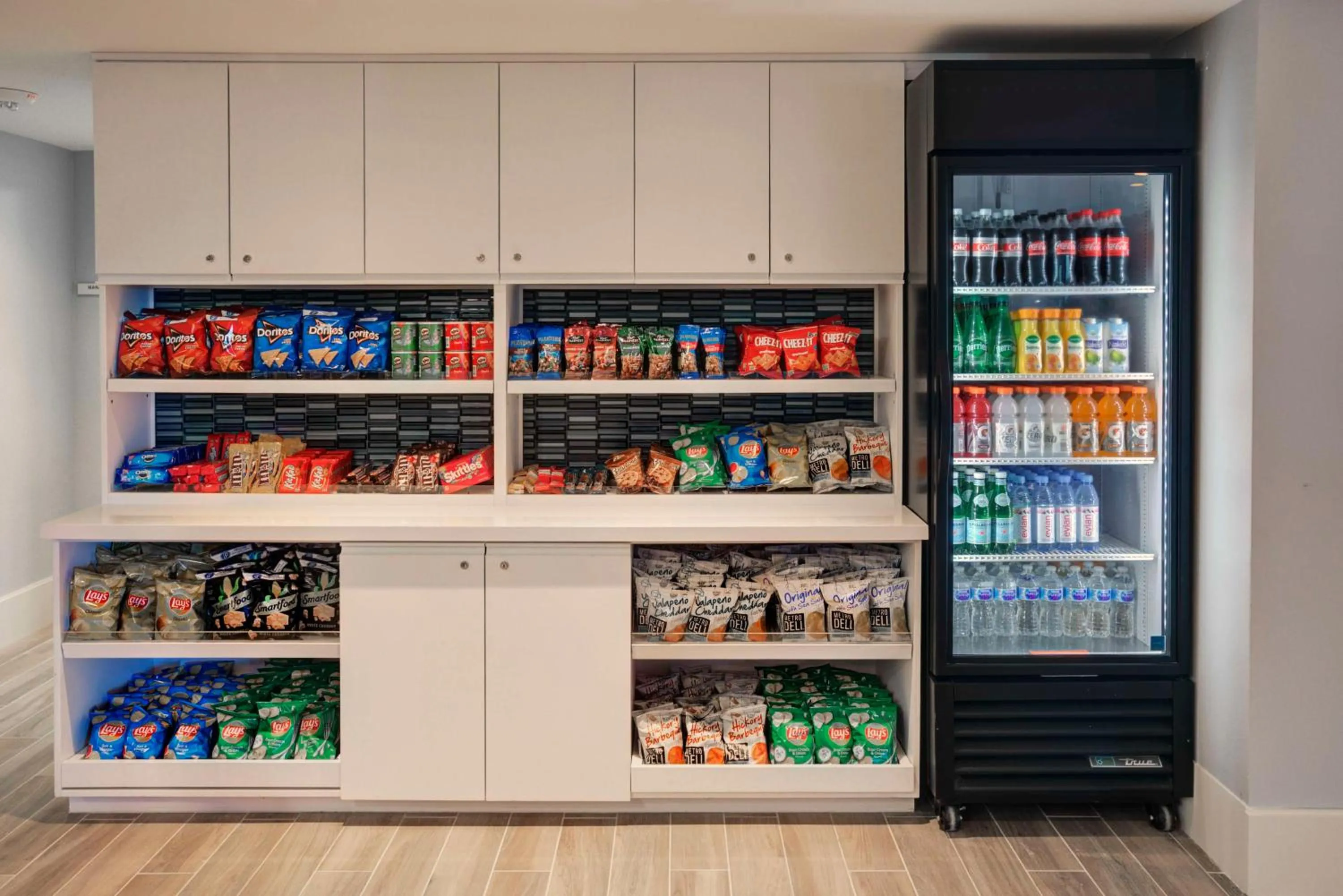 Restaurant/places to eat in Hotel Maren Fort Lauderdale Beach, Curio Collection By Hilton