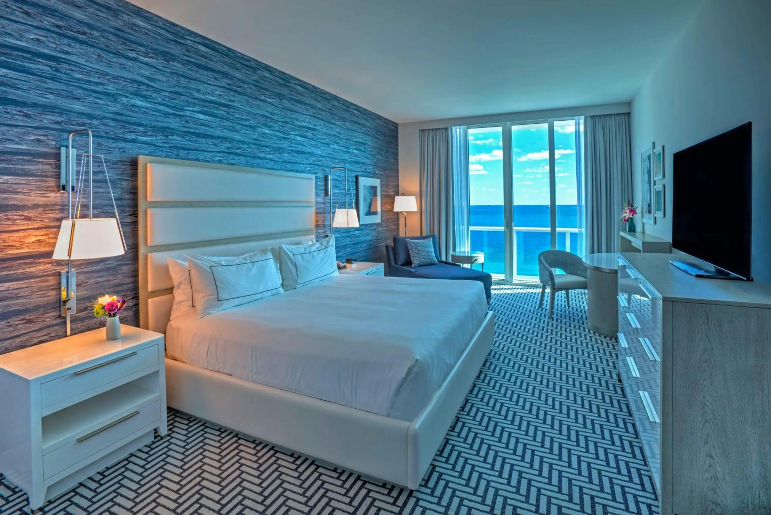 Bed in Hotel Maren Fort Lauderdale Beach, Curio Collection By Hilton