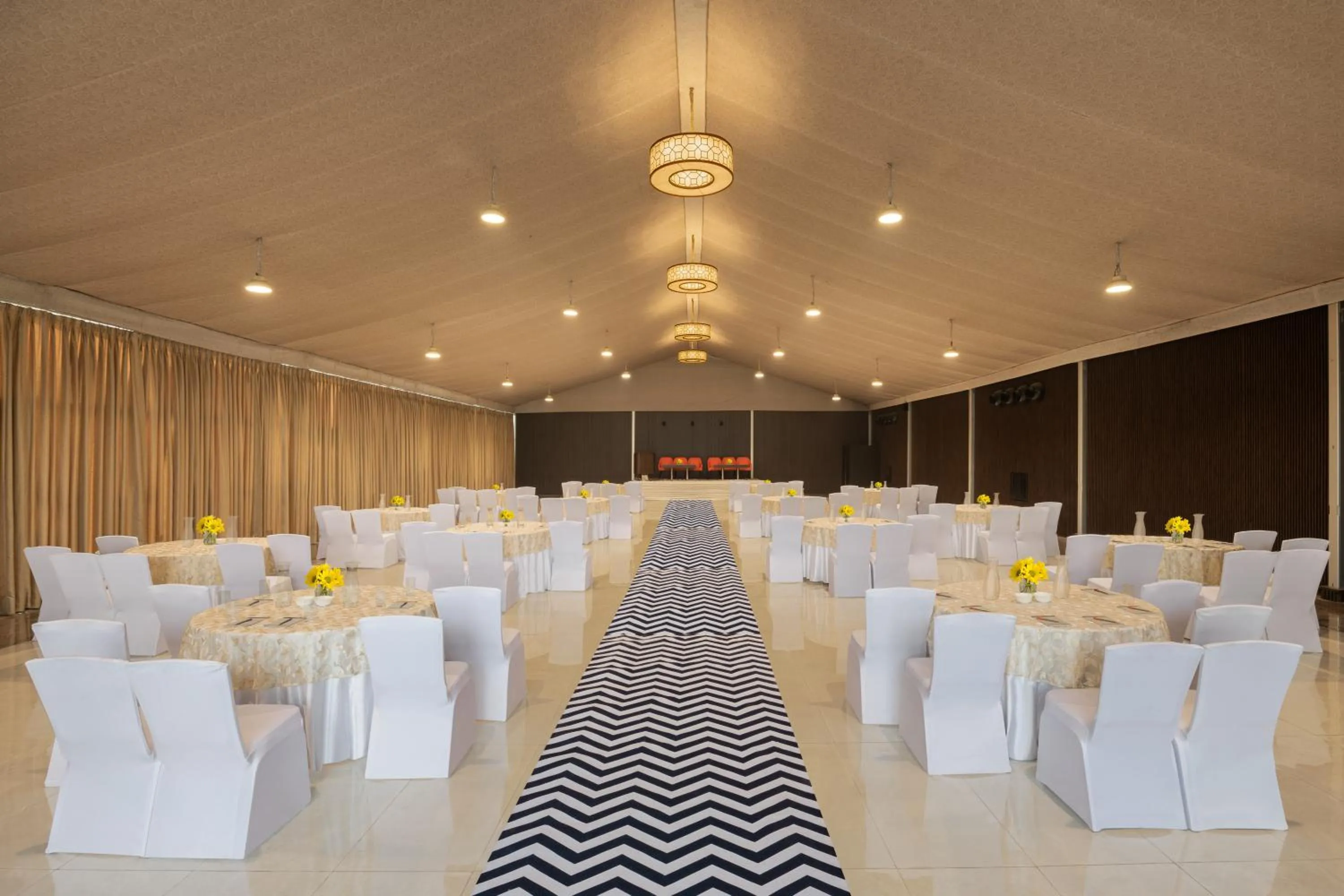 Banquet/Function facilities in Ginger Greater Noida Pari Chowk