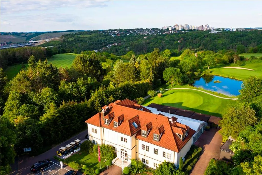 Golfcourse in Best Western Hotel Würzburg-Süd