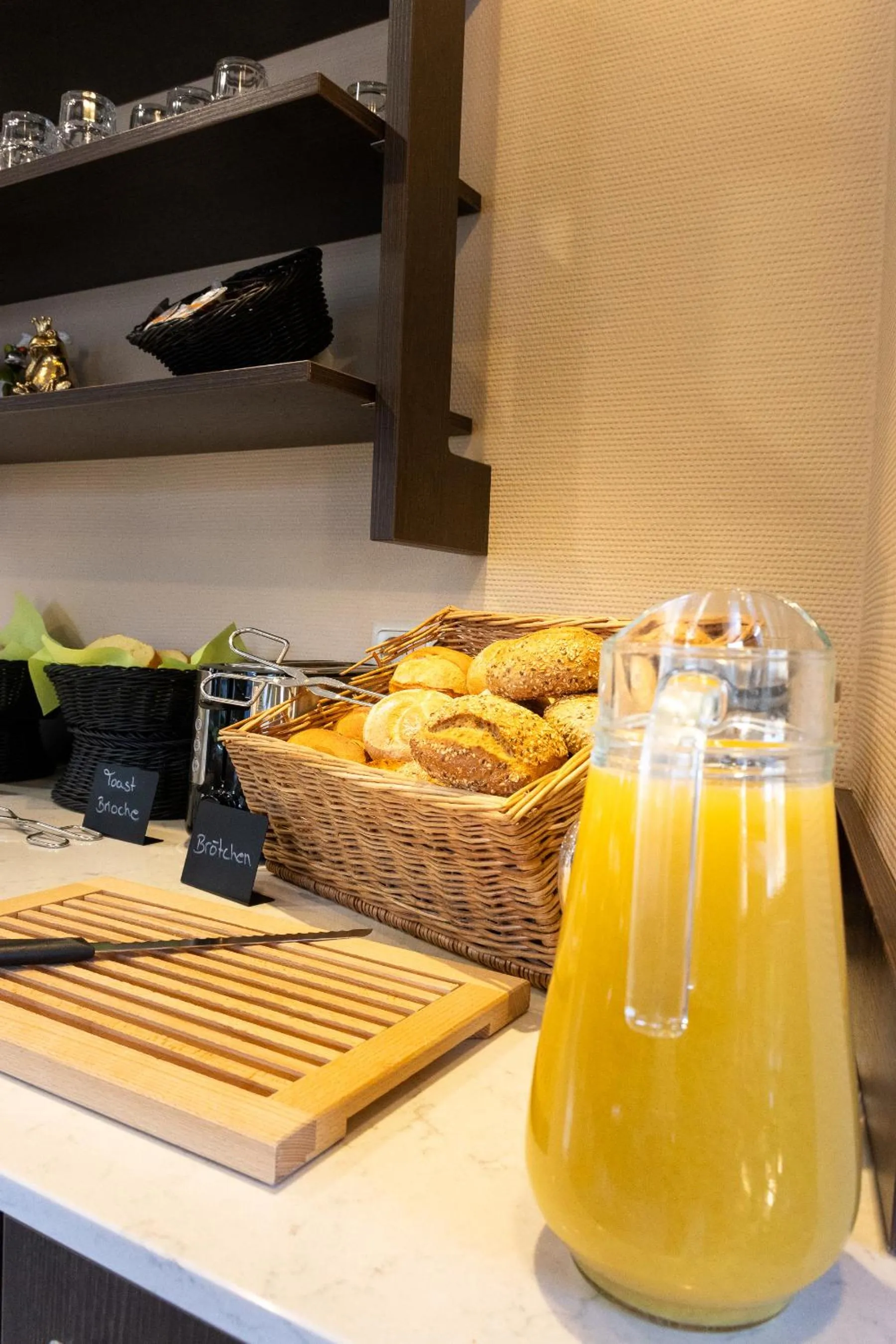 Food and drinks in Hotel Aulmann