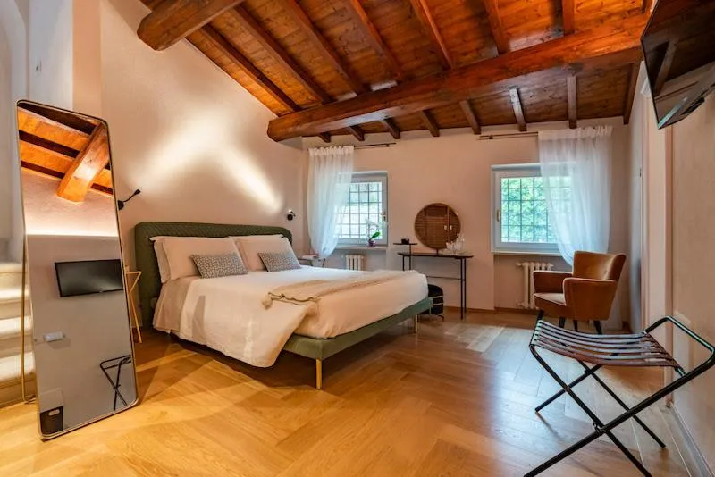 Photo of the whole room, Bed in Relais Villa dei Gelsi & Spa