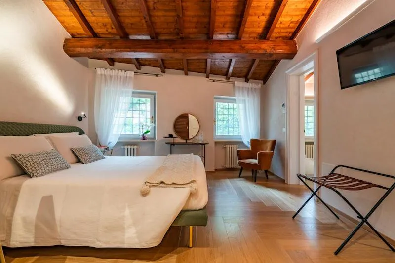 Photo of the whole room, Bed in Relais Villa dei Gelsi & Spa