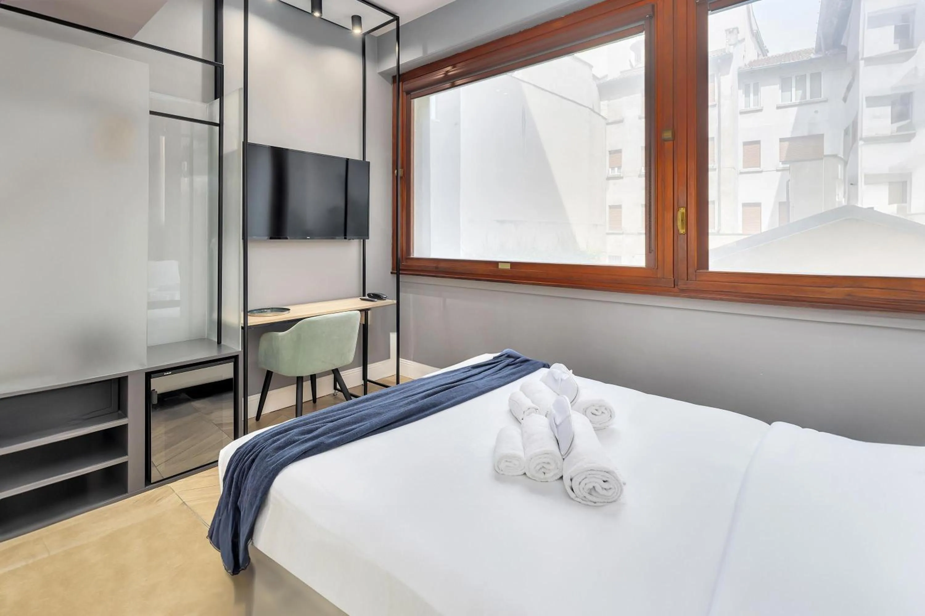 Photo of the whole room, Bed in B&B Hotel Milano City Center Duomo