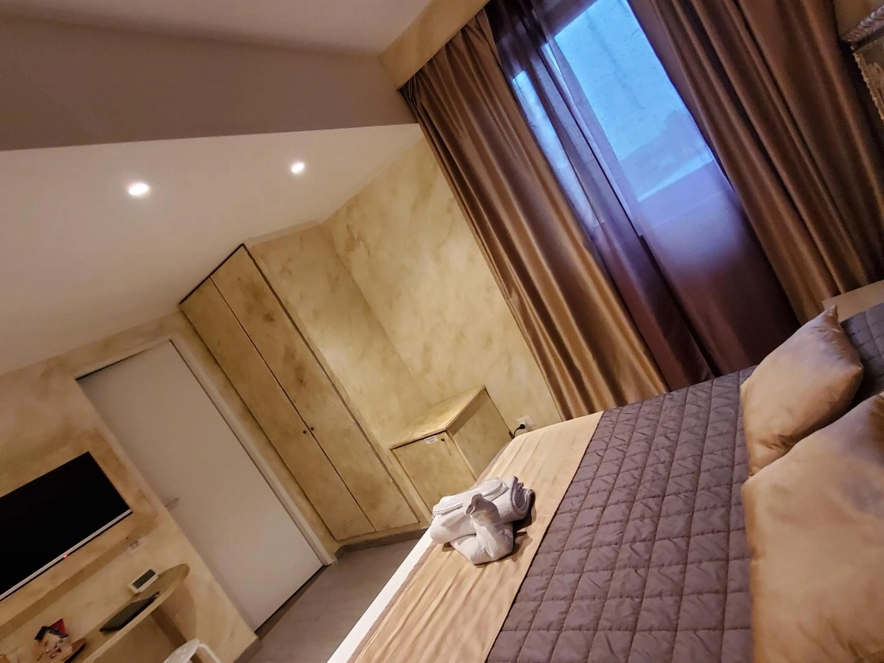 Bedroom, Bed in ILLUVIA affitto camere