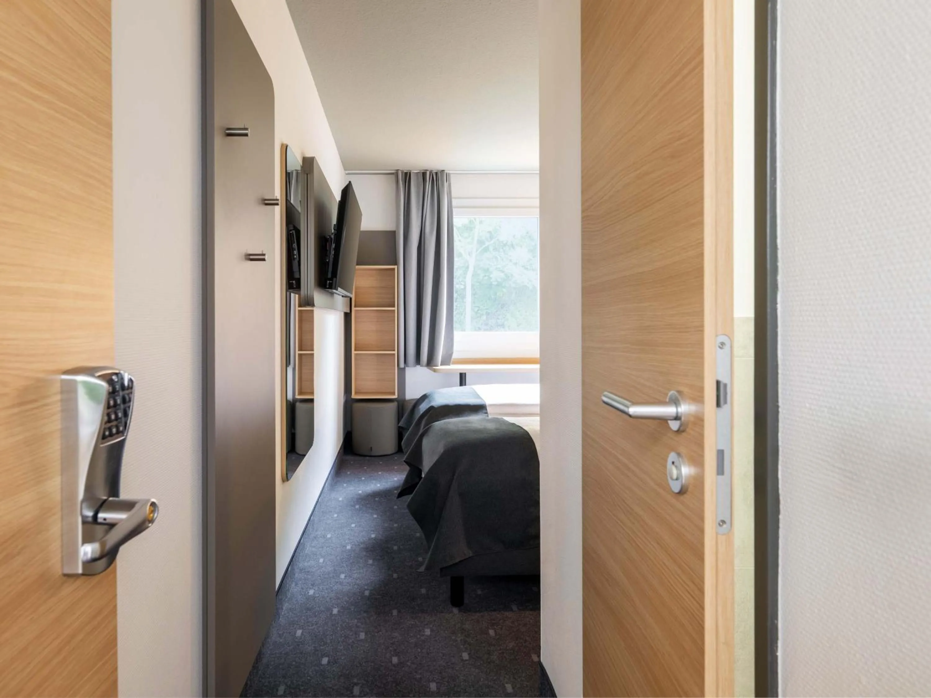 Photo of the whole room, Bed in B&B Hotel Ingolstadt-Ost