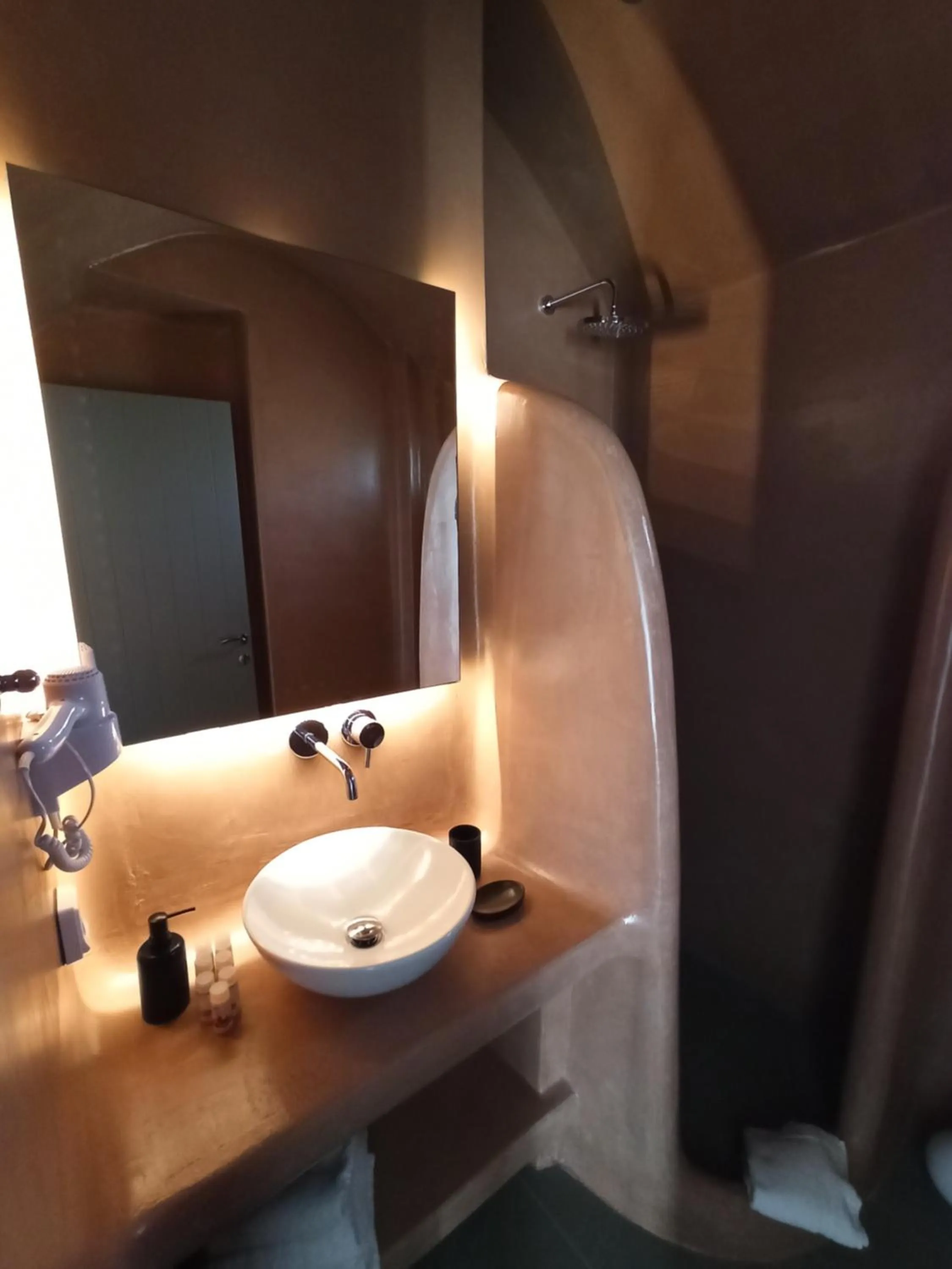 Bathroom in Amphitrite Suites Santorini